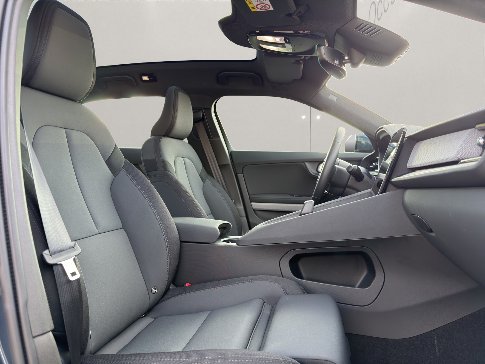 POLESTAR 2 Long Range Dual Motor-image-11