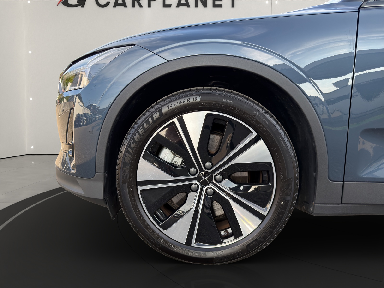 POLESTAR 2 Long Range Dual Motor-image-5