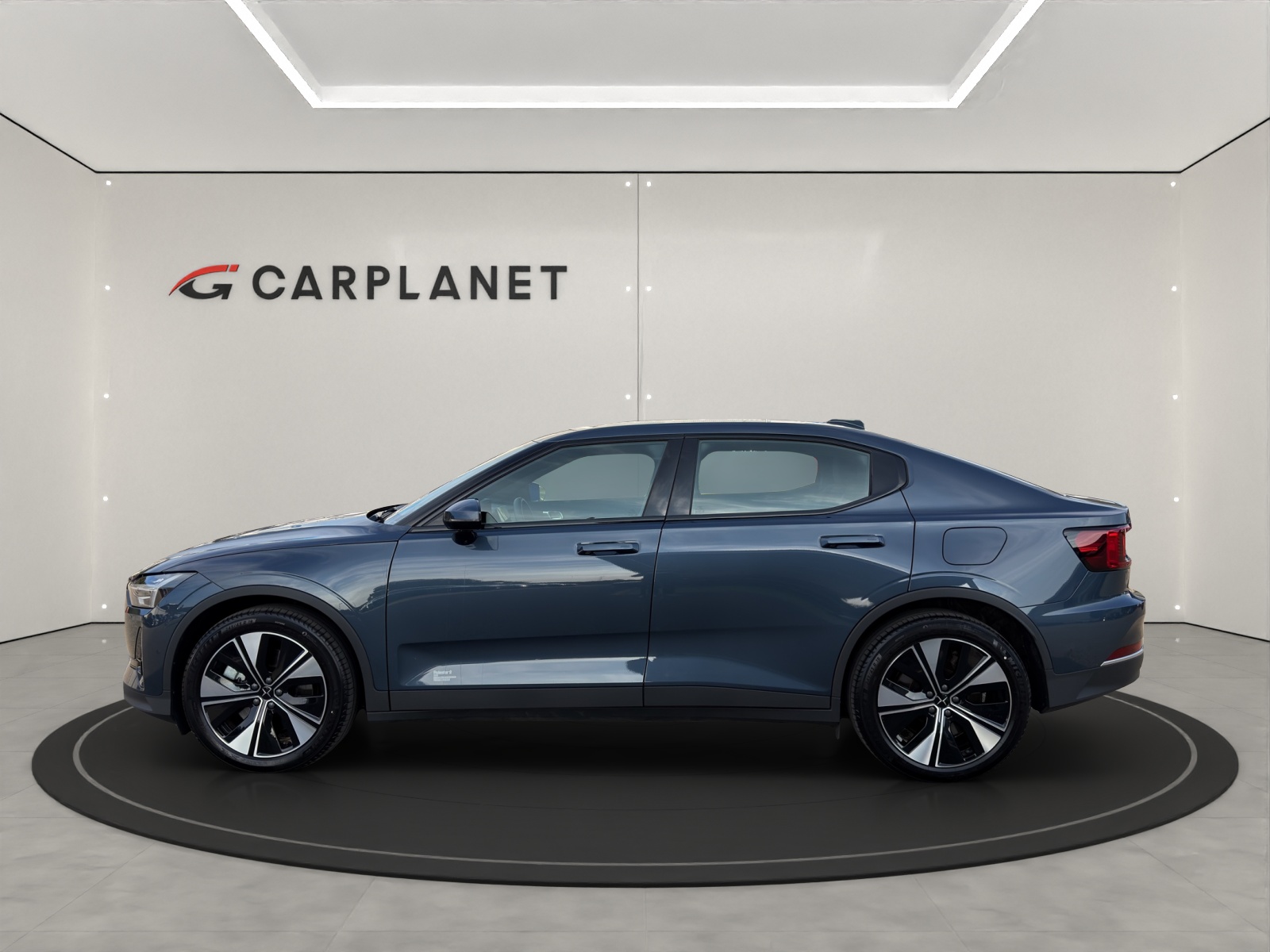 POLESTAR 2 Long Range Dual Motor-image-2