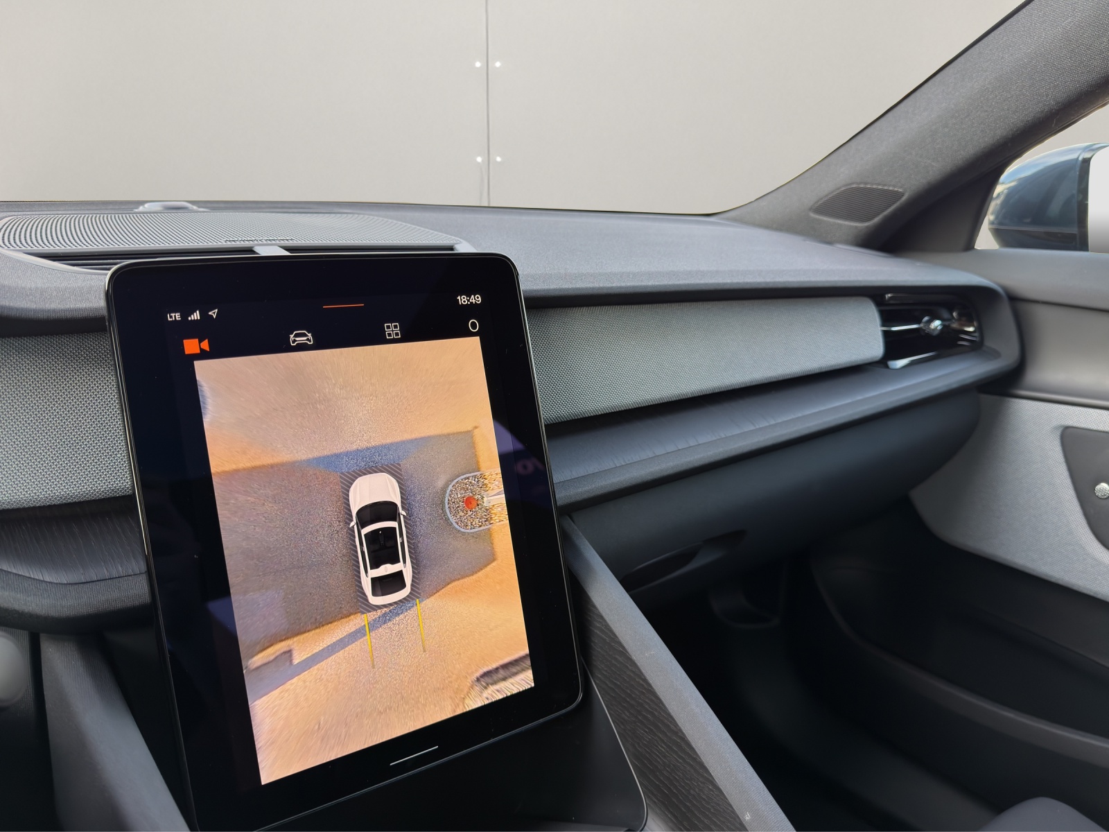 POLESTAR 2 Long Range Dual Motor-image-10