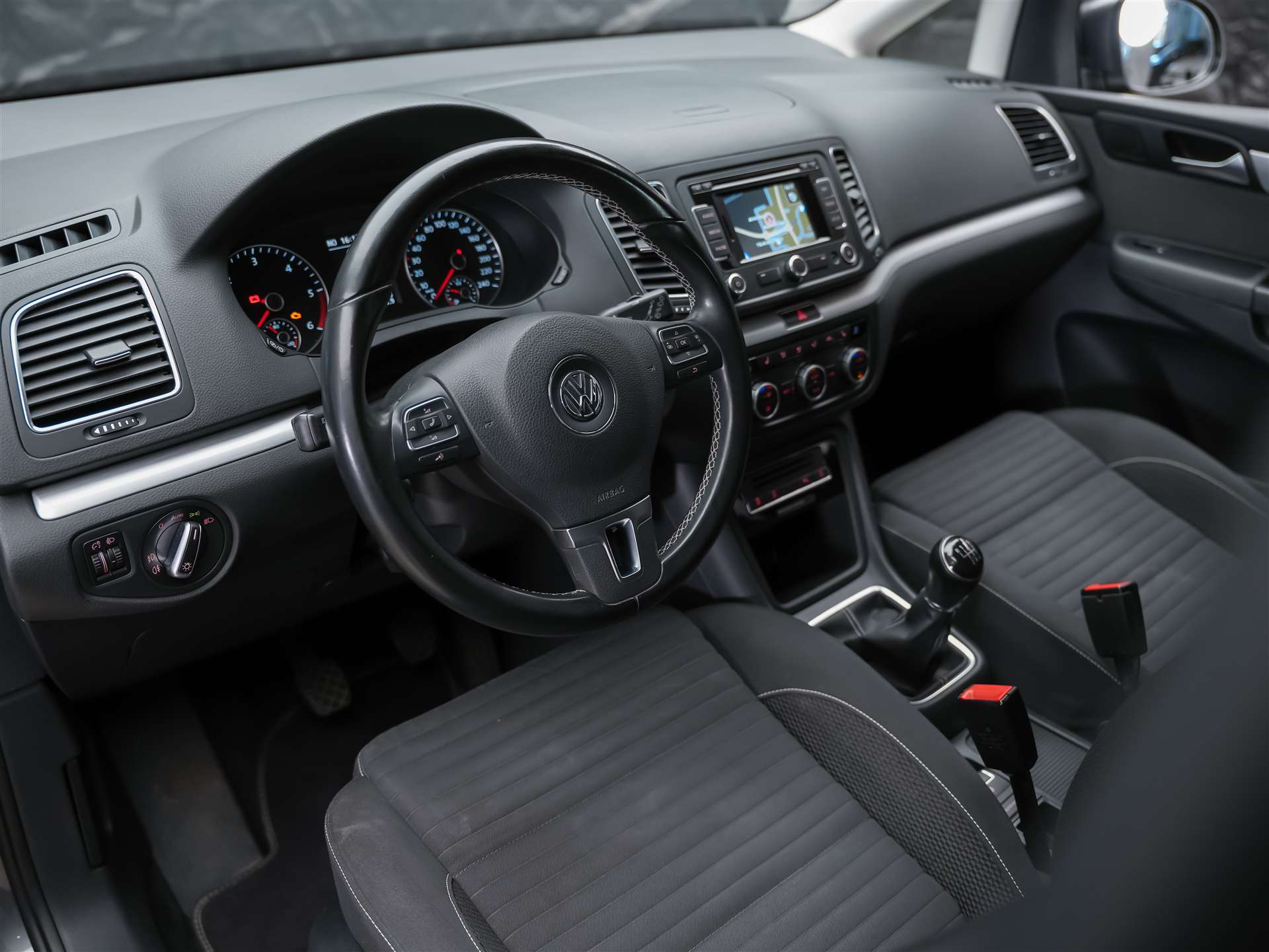 VW Sharan 2.0 TDI BlueMotion Technology Comfortline *CH Auto*7 Sitzer*Sitzheizung*-image-7