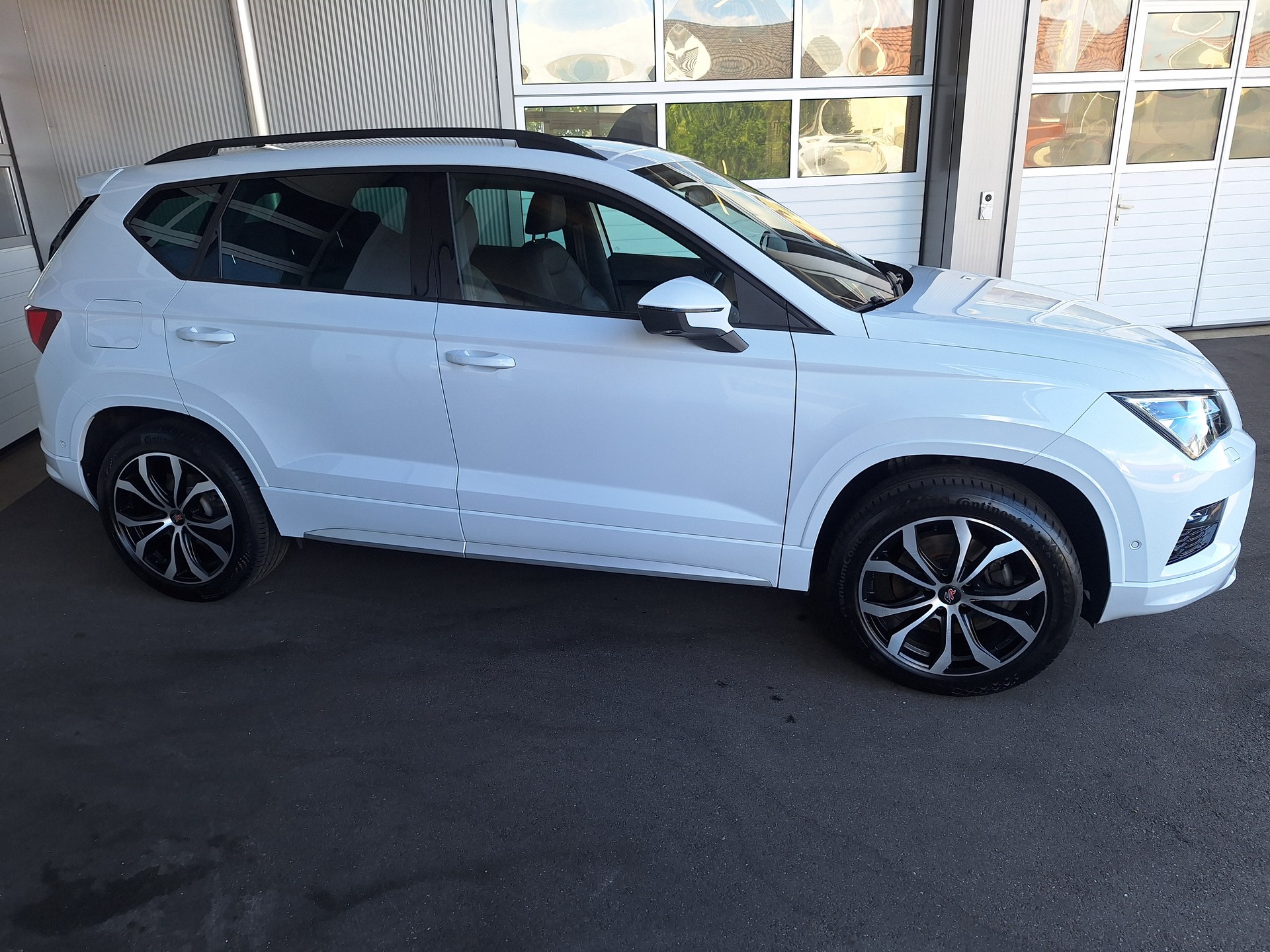 SEAT Ateca 2.0 TSI FR 4Drive DSG-image-4