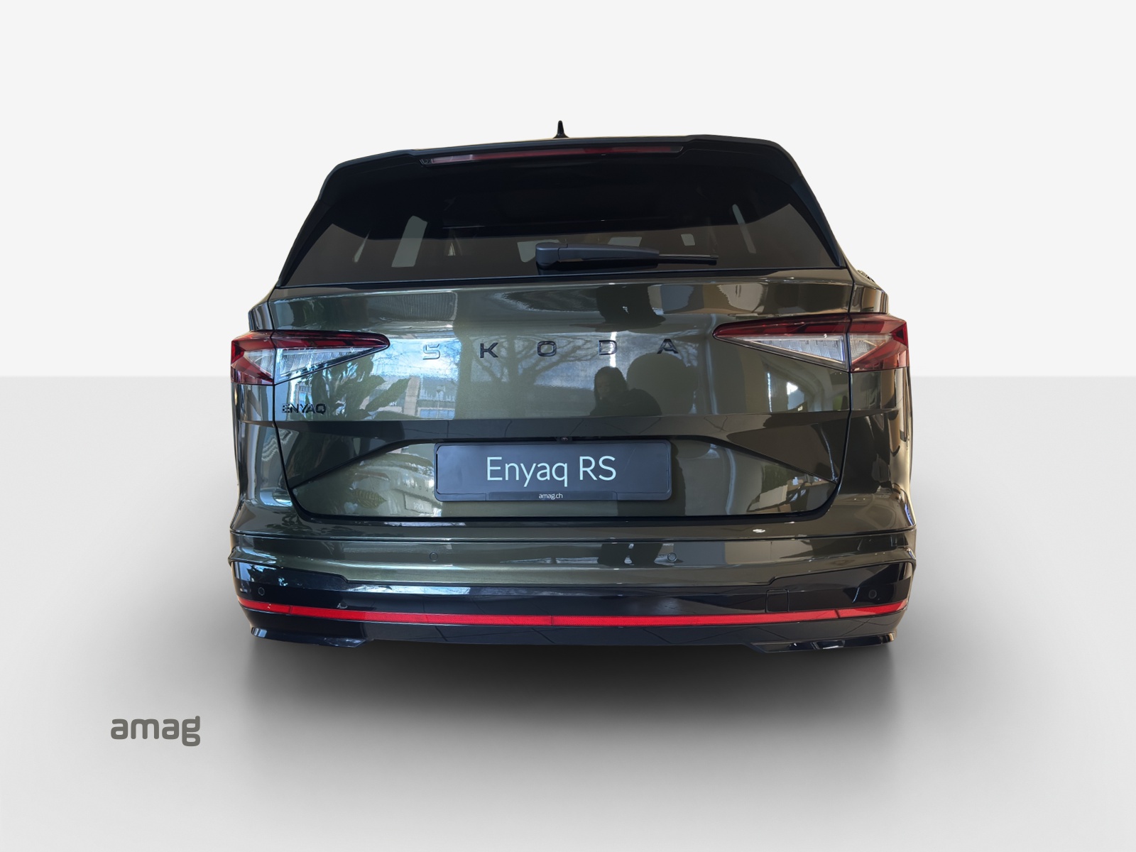 SKODA Enyaq 4x4 RS-image-2