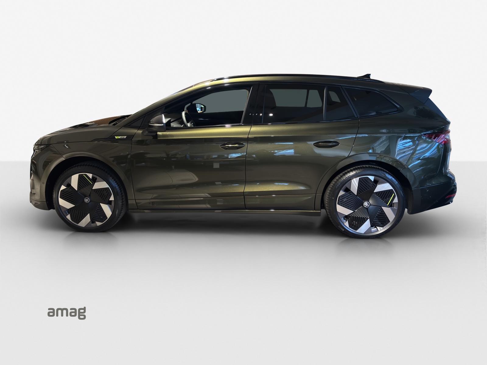SKODA Enyaq 4x4 RS-image-1