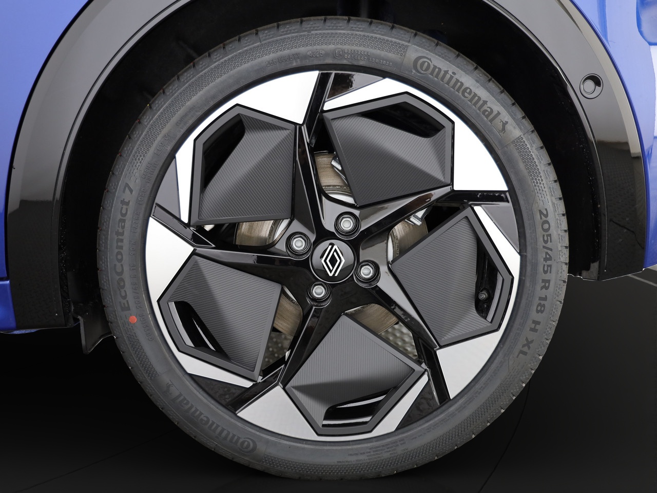 RENAULT Clio 1.8 E-Tech techno-image-3