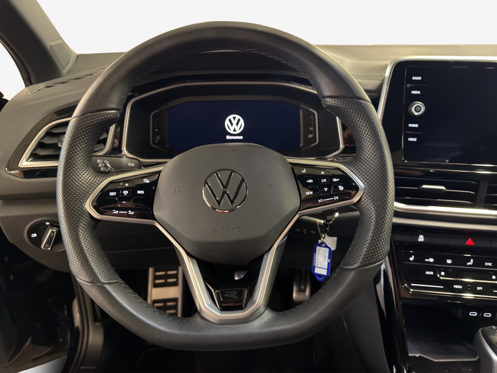 VW T-Roc 2.0 TSI R-Line DSG 4Motion-image-8
