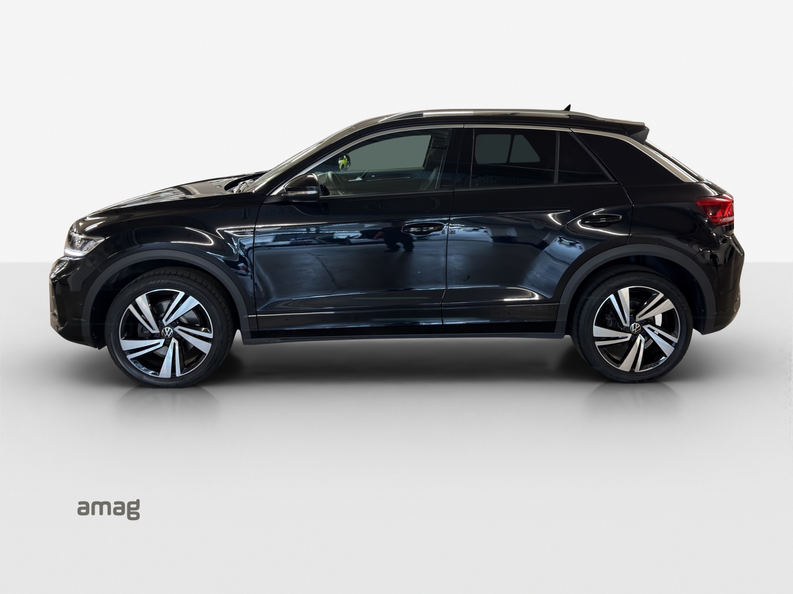 VW T-Roc 2.0 TSI R-Line DSG 4Motion-image-1