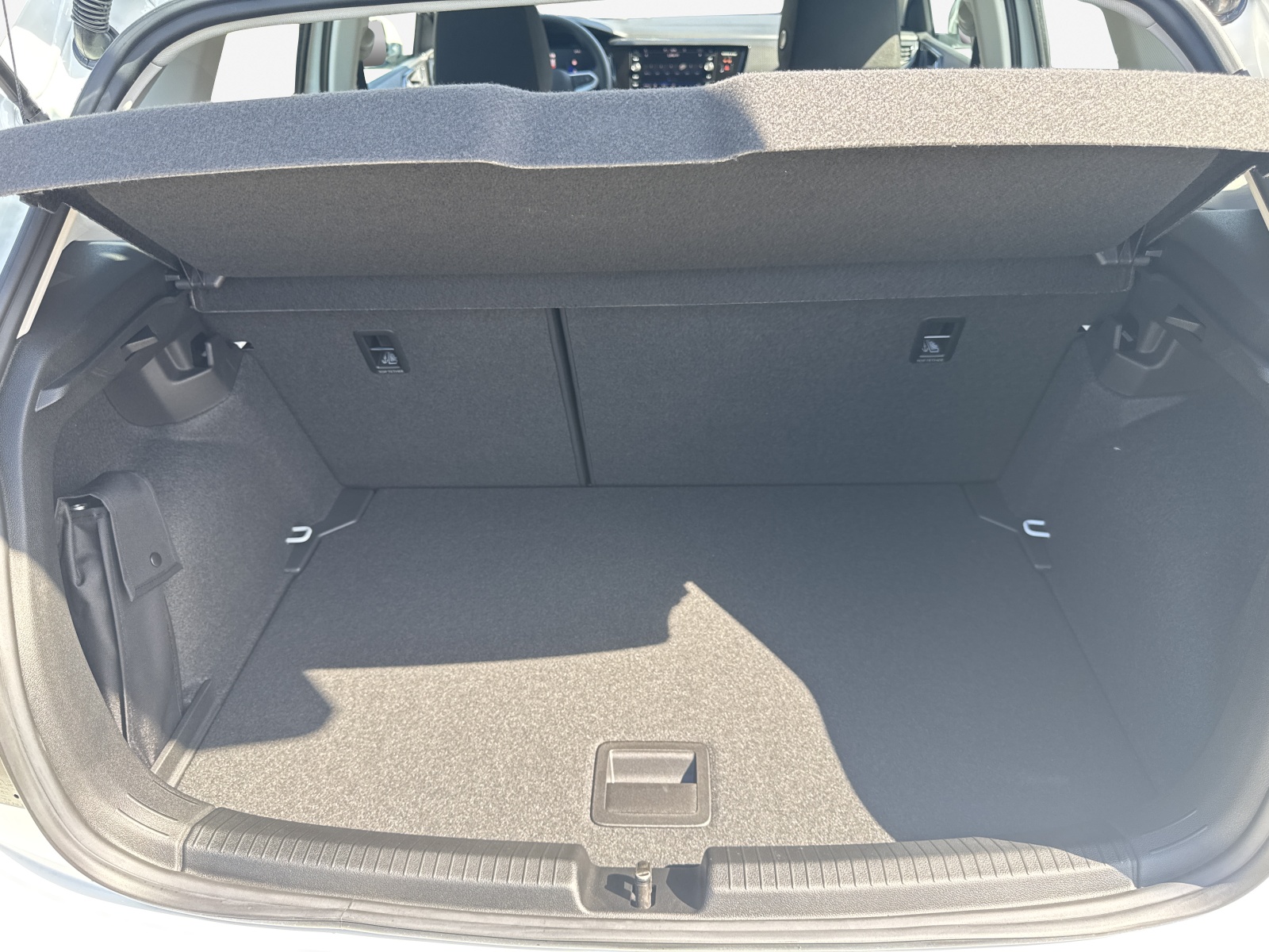 VW Polo 1.0 TSI Life DSG-image-12