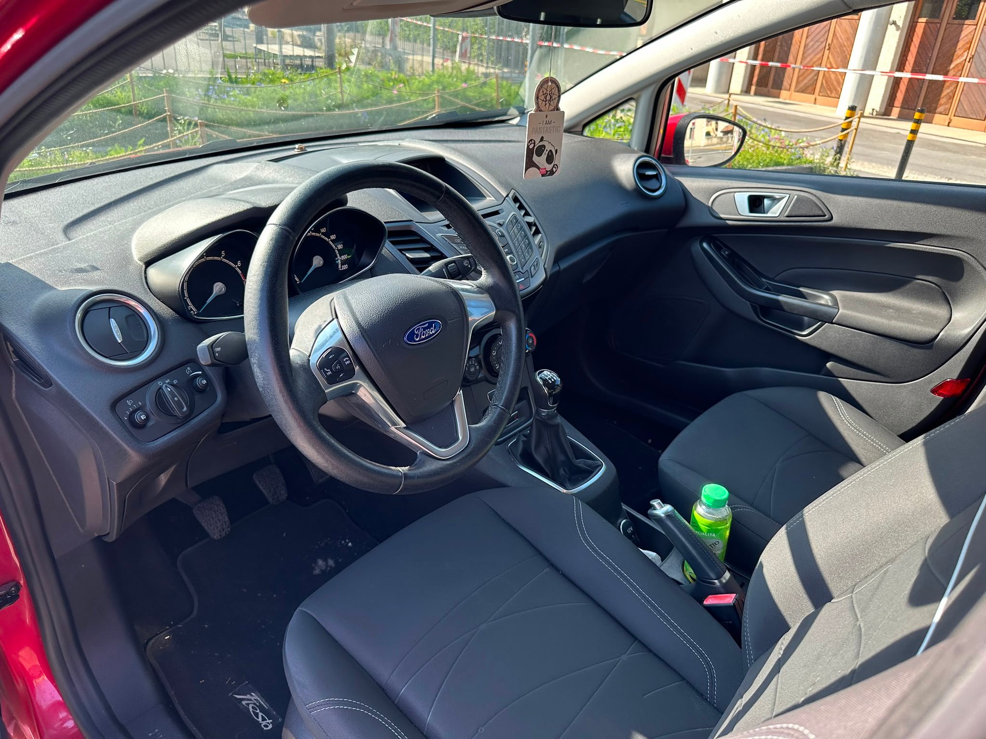 FORD 1.0 EcoB 100 Titanium-image-2