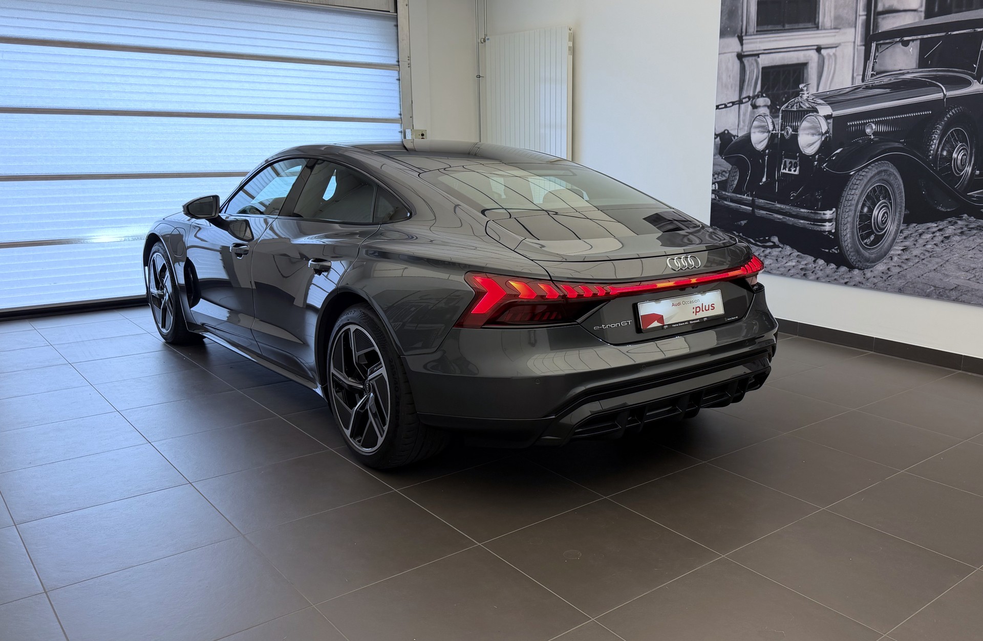 AUDI e-tron GT quattro-image-23