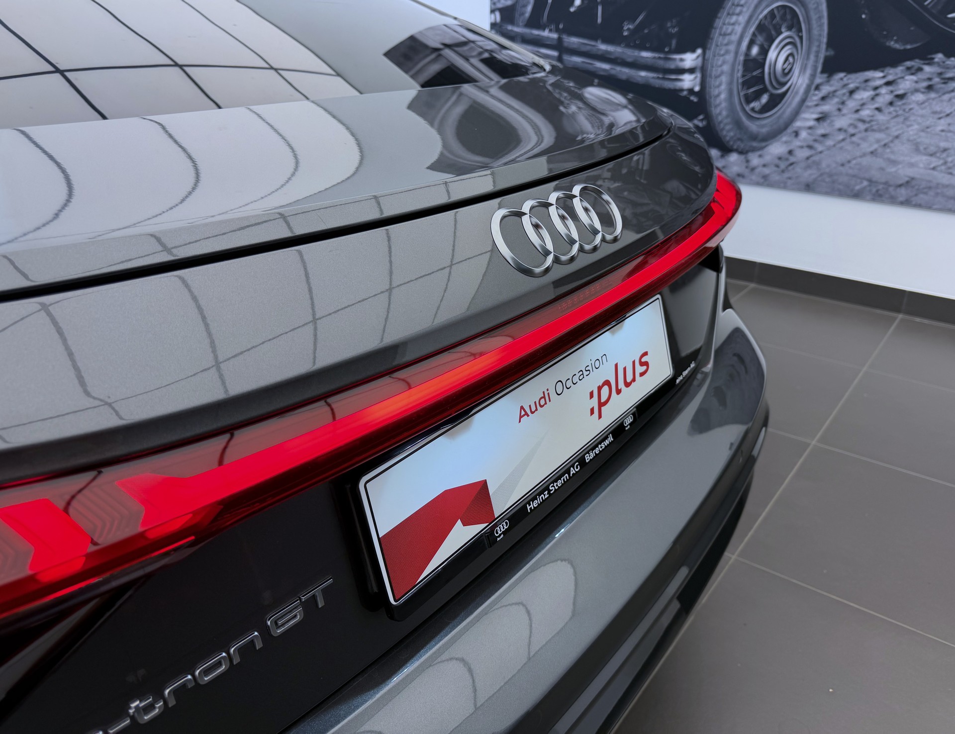 AUDI e-tron GT quattro-image-25