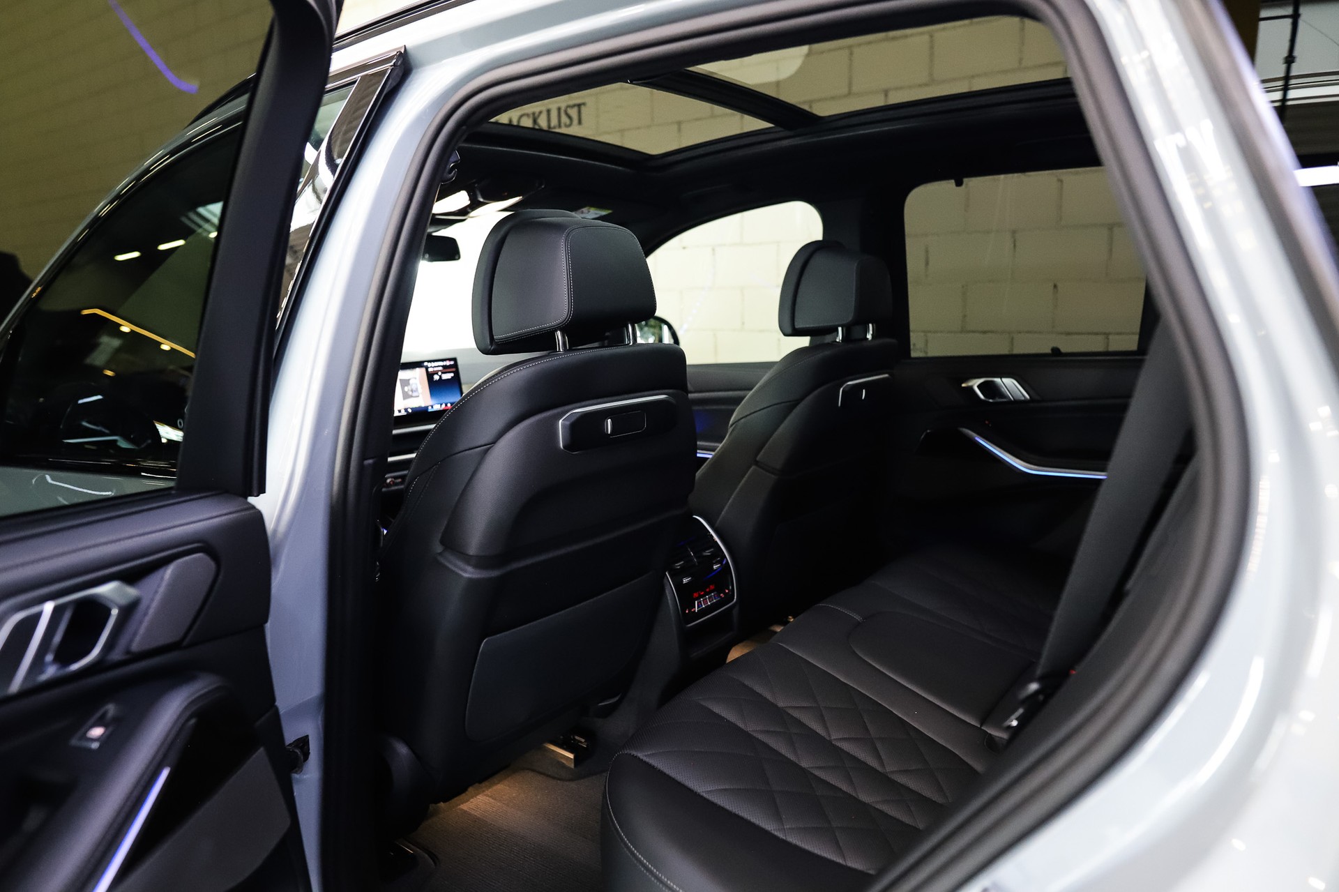 BMW X5 xDrive 48V 40d M Sport Steptronic *FACELIFT*-image-14