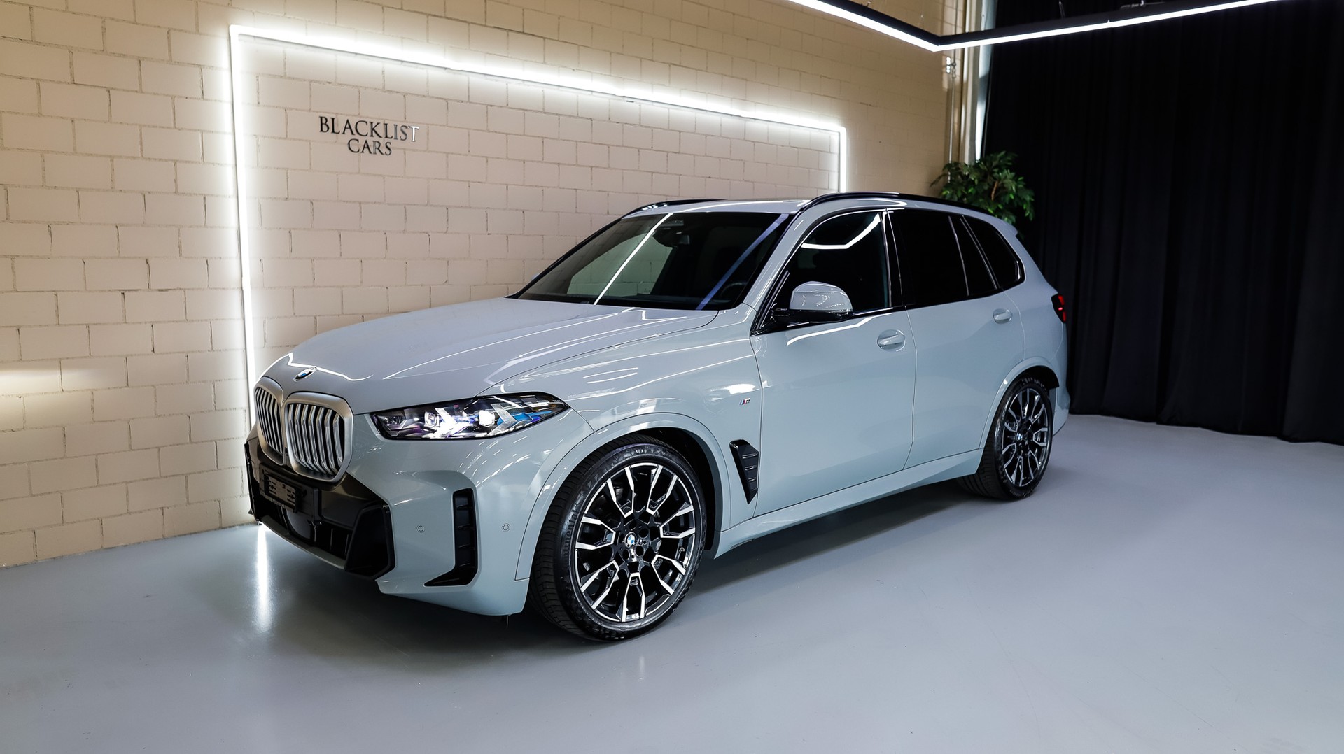 BMW X5 xDrive 48V 40d M Sport Steptronic *FACELIFT*-image-0