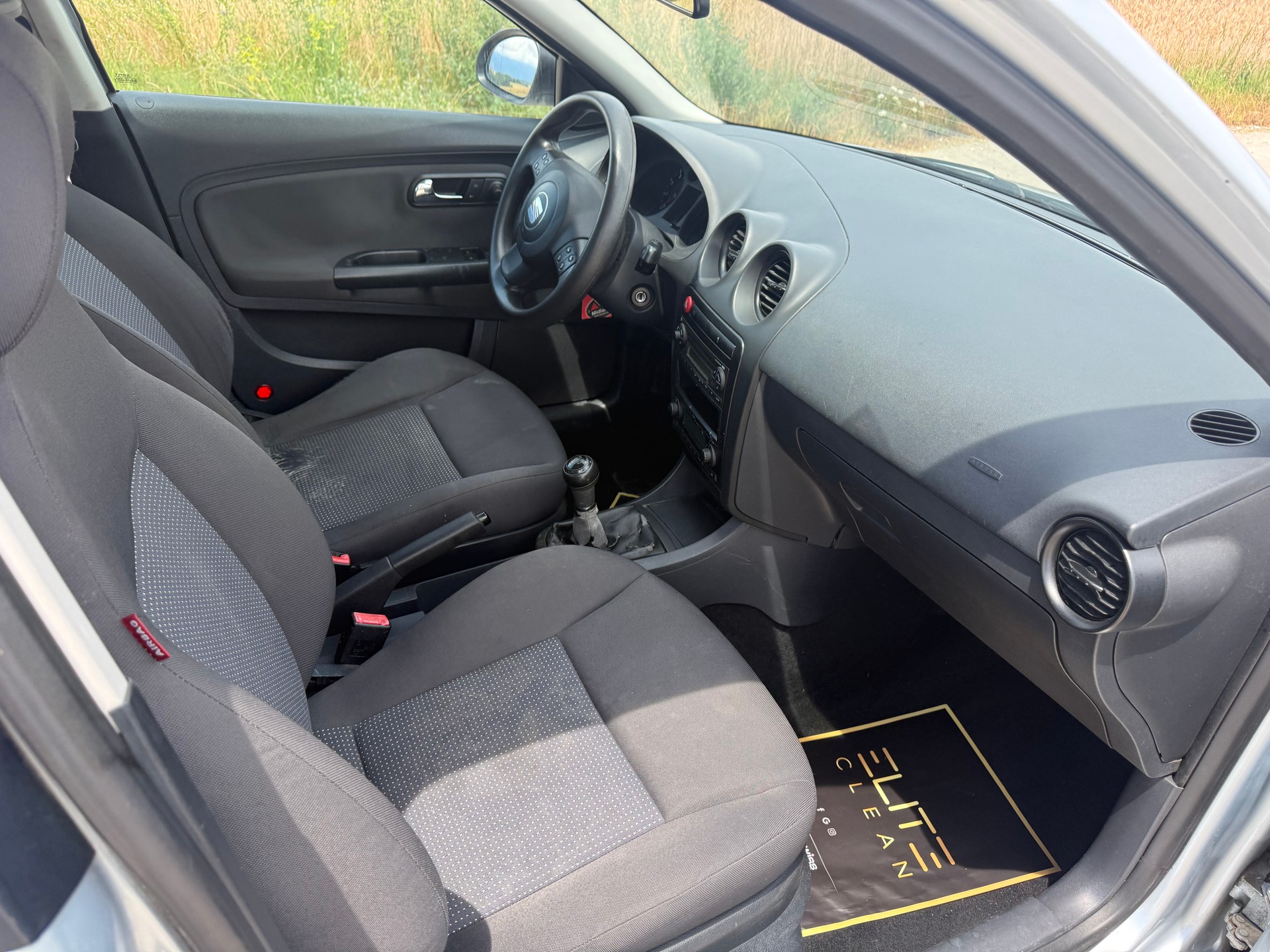 SEAT Ibiza 1.4 16V Sport-image-6