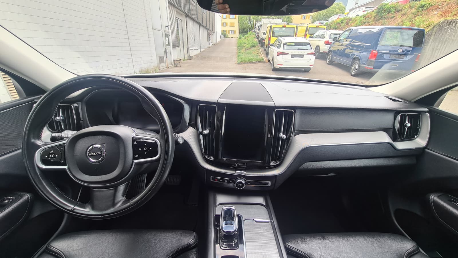 VOLVO XC60 B4 Diesel Mild Hybrid AWD Inscription Geartronic ** Voll-Leder ** Gr-Navi ** RF-Kamera ** Sitzmemory ** Lenkradheizung **-image-15