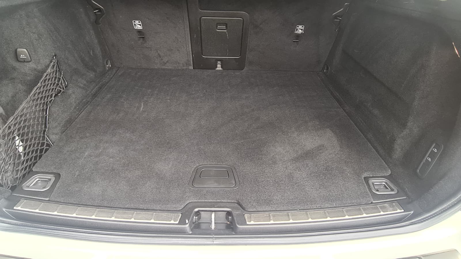 VOLVO XC60 B4 Diesel Mild Hybrid AWD Inscription Geartronic ** Voll-Leder ** Gr-Navi ** RF-Kamera ** Sitzmemory ** Lenkradheizung **-image-8