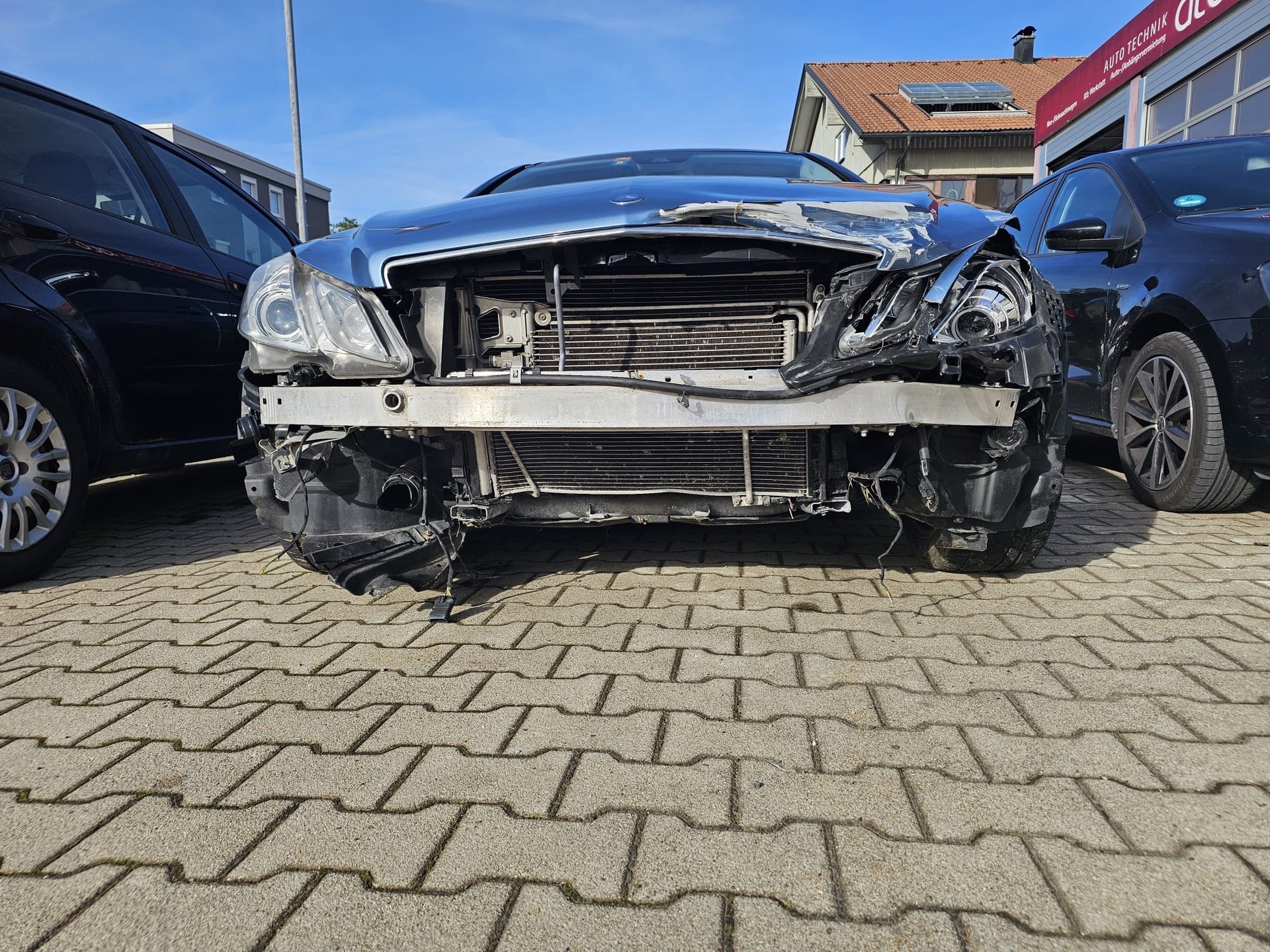 MERCEDES-BENZ E 350 CDI BlueEfficiency 7G-Tronic-image-4