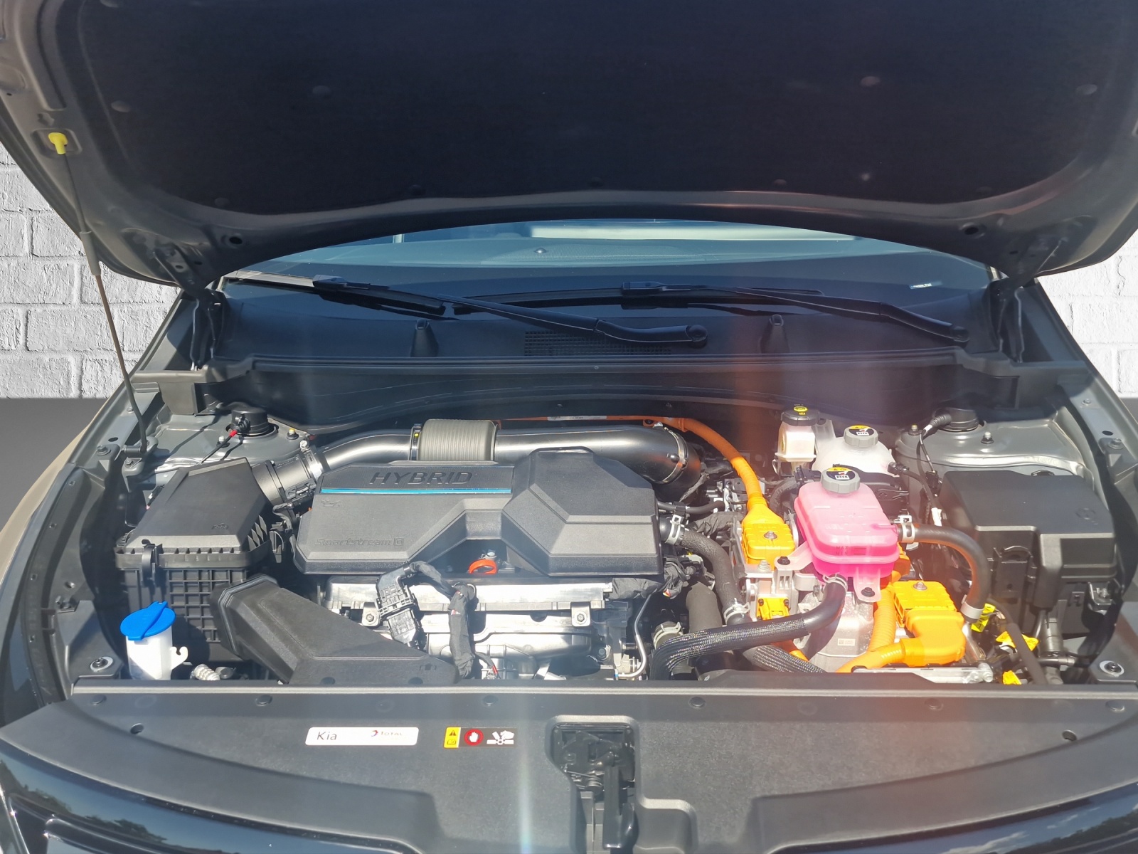 KIA Sportage 1.6 T-GDi Hybrid GT-Line-image-15