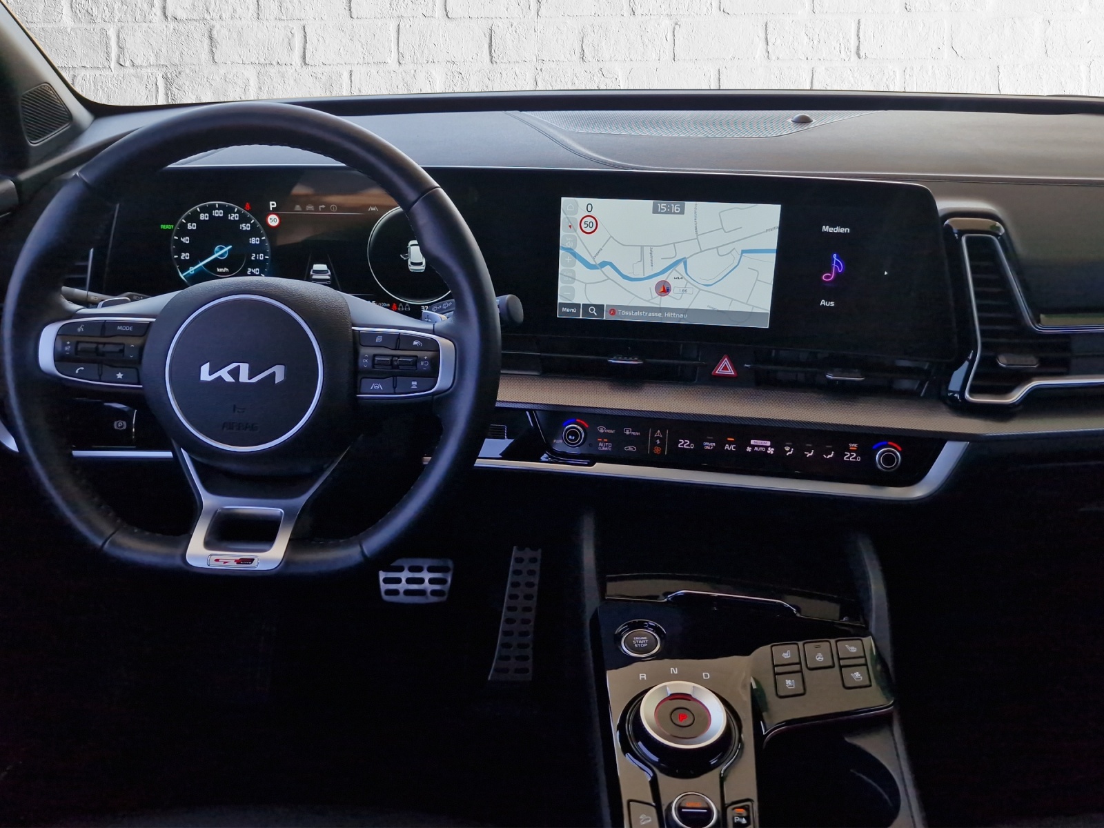 KIA Sportage 1.6 T-GDi Hybrid GT-Line-image-4