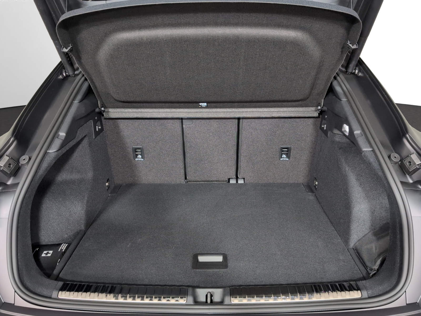 AUDI Q3 Sportback TFSI quattro 195 kW S tronic-image-14