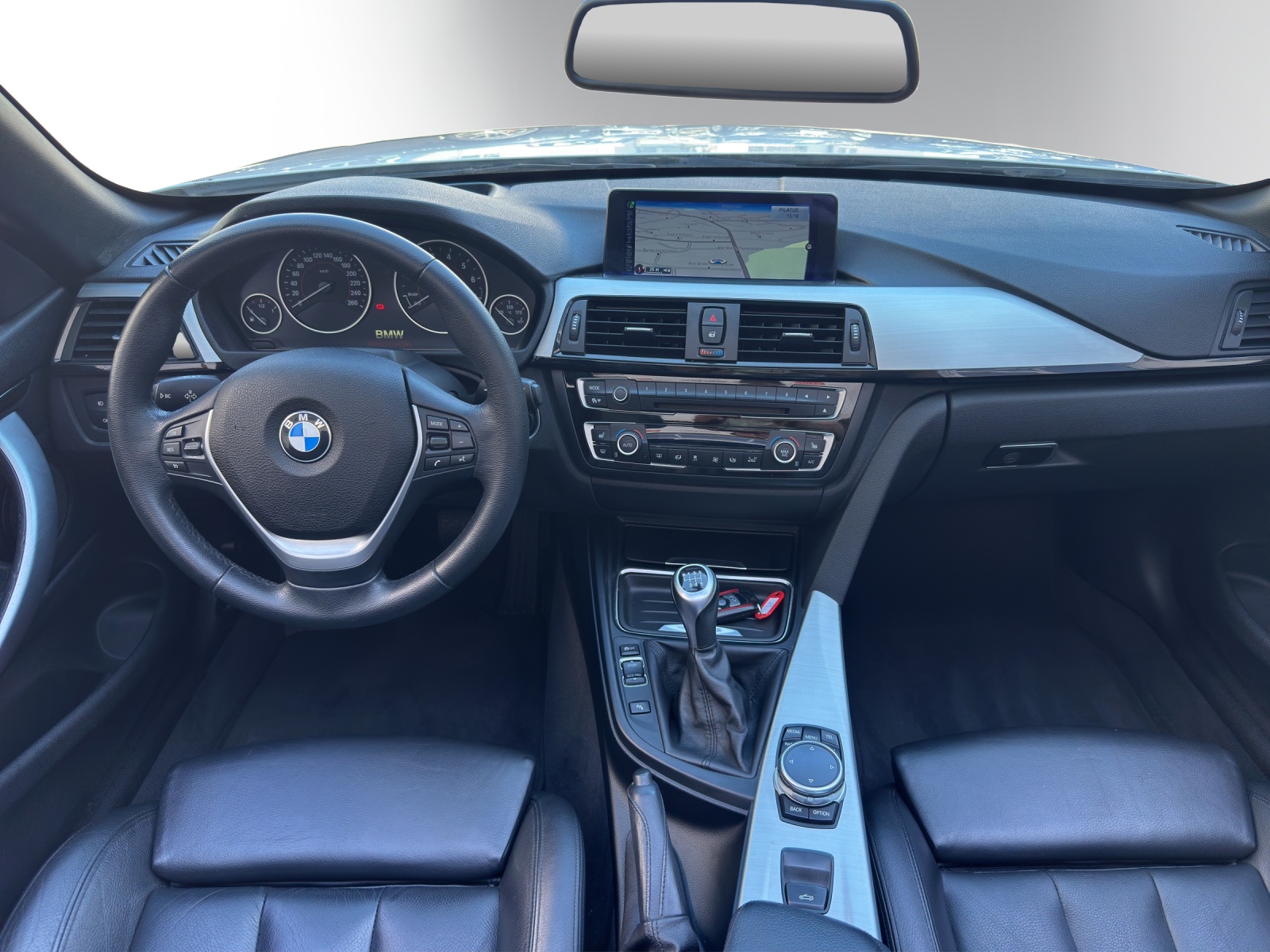 BMW 428i Cabriolet Sport Line-image-17