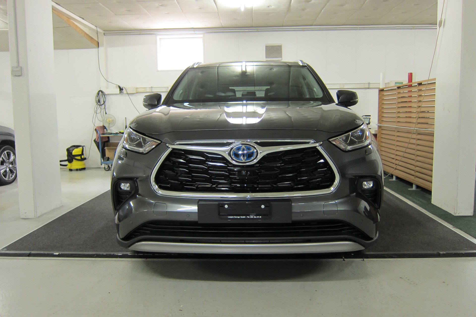 TOYOTA Highlander 2.5 HSD Premium e-CVT