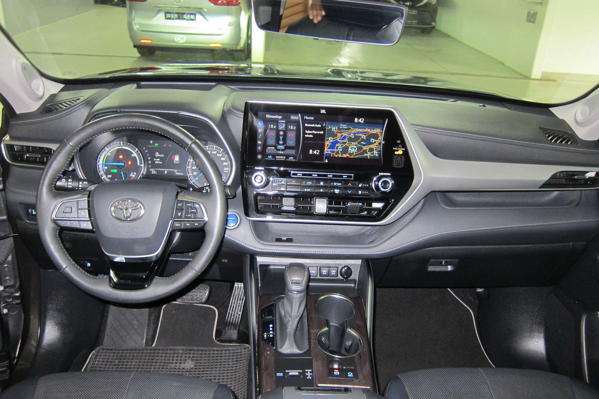 TOYOTA Highlander 2.5 HSD Premium e-CVT-image-13