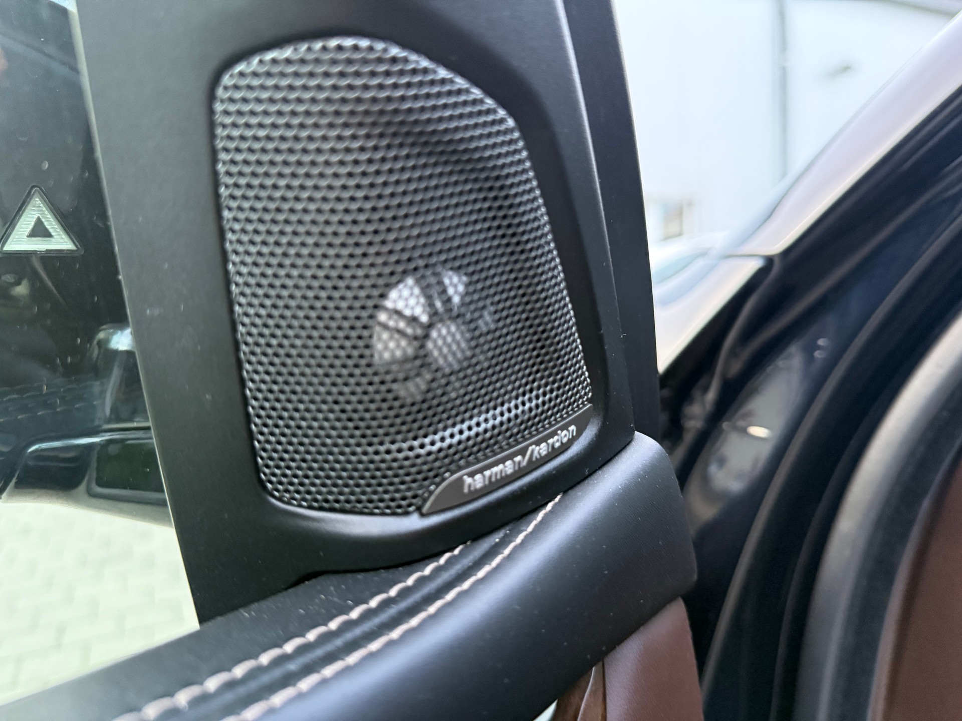 BMW X5 xDrive M50d Steptronic-image-11