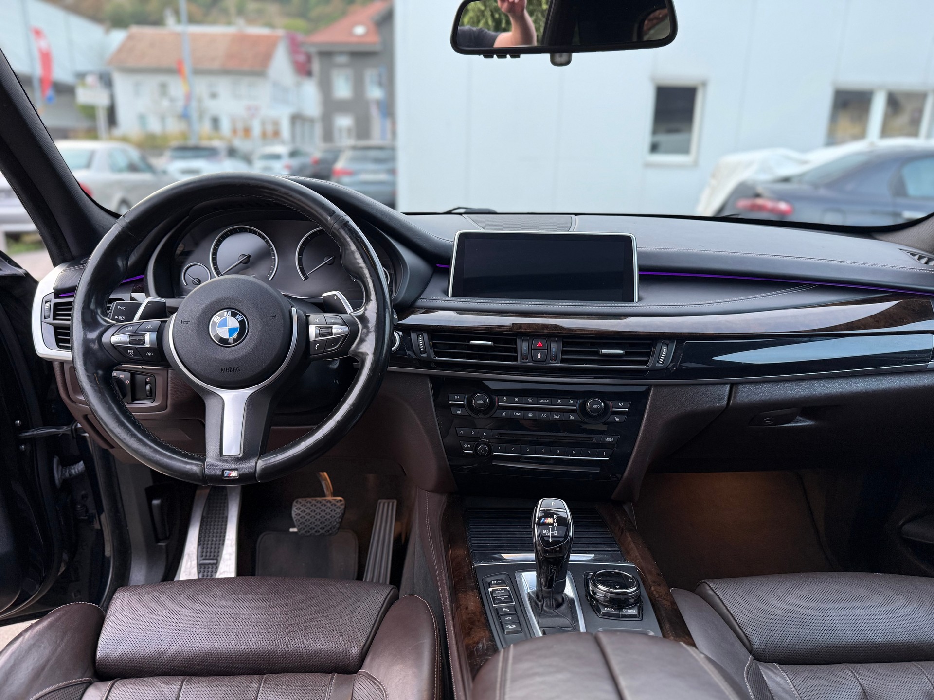 BMW X5 xDrive M50d Steptronic-image-17