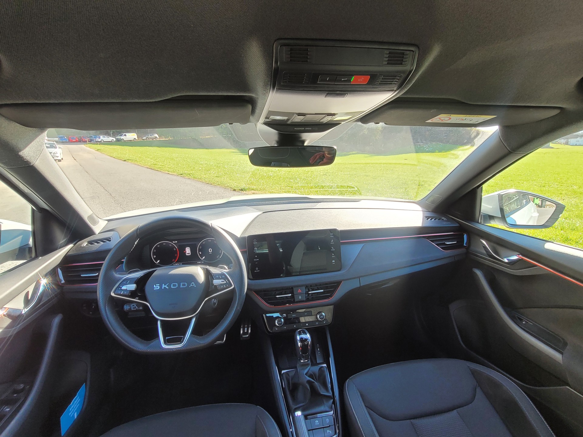 SKODA Kamiq 1.0 TSI Selection DSG *Neuwagengarantie+Rückfahrkamera*-image-8