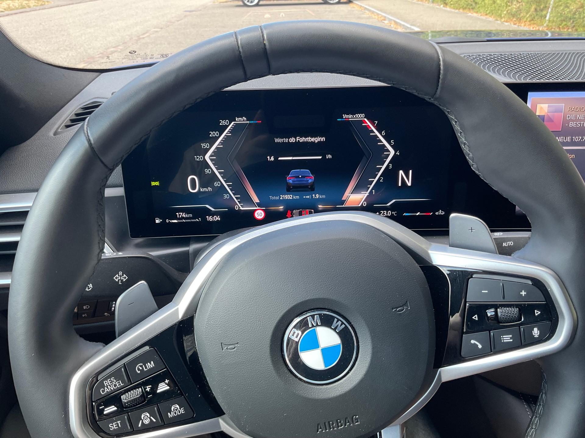 BMW 430i xDrive-image-3