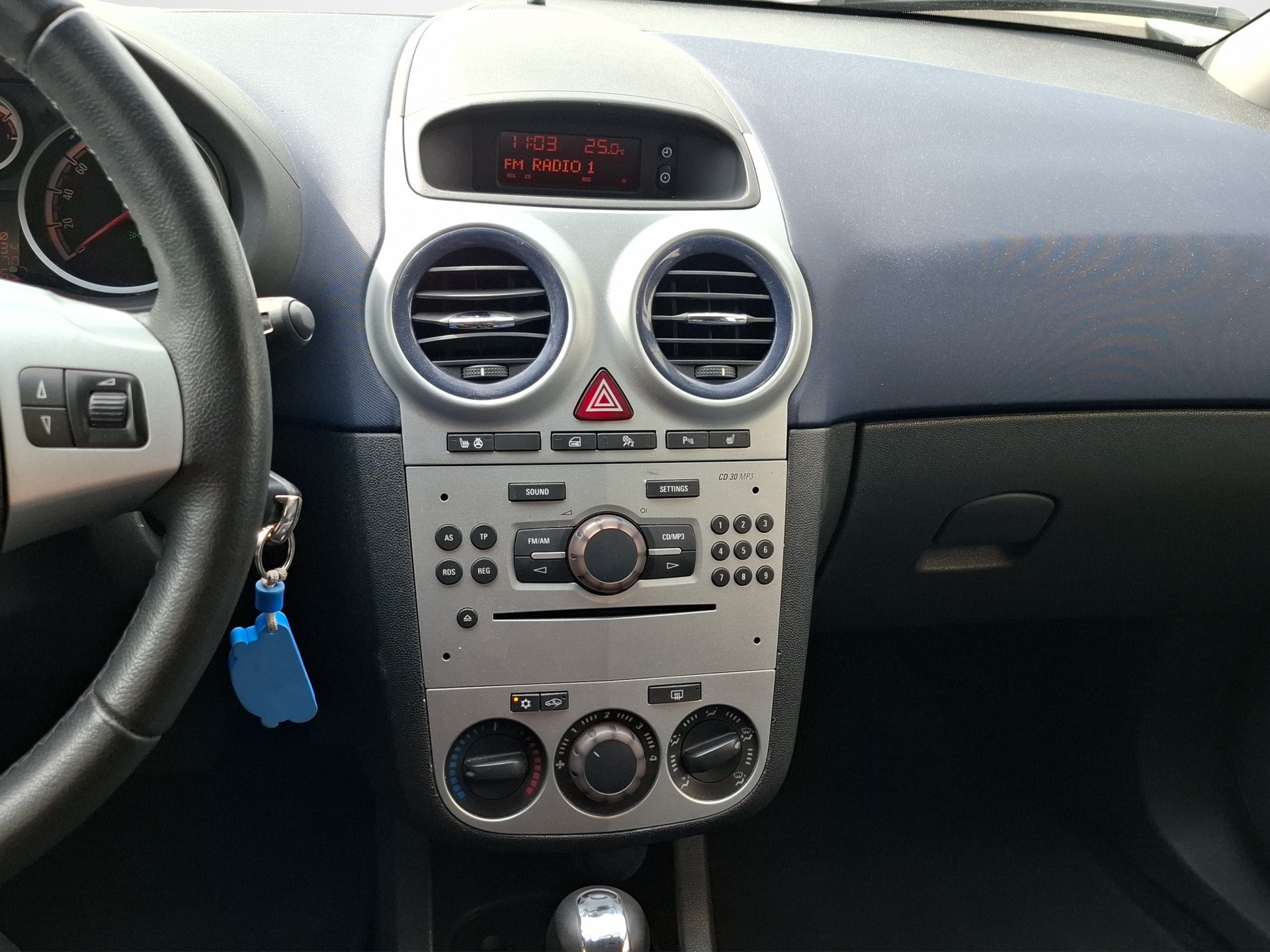 OPEL Corsa 1.4 TP Color Edition Automatic-image-11