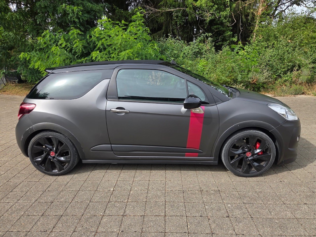 DS AUTOMOBILES DS3 Cabrio 1.6 THP Racing Limiteé 078/100-image-4