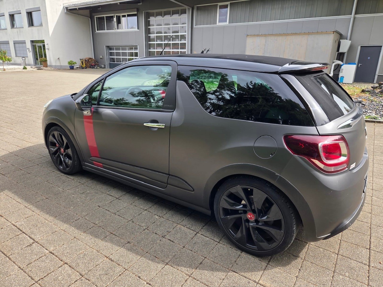 DS AUTOMOBILES DS3 Cabrio 1.6 THP Racing Limiteé 078/100-image-6