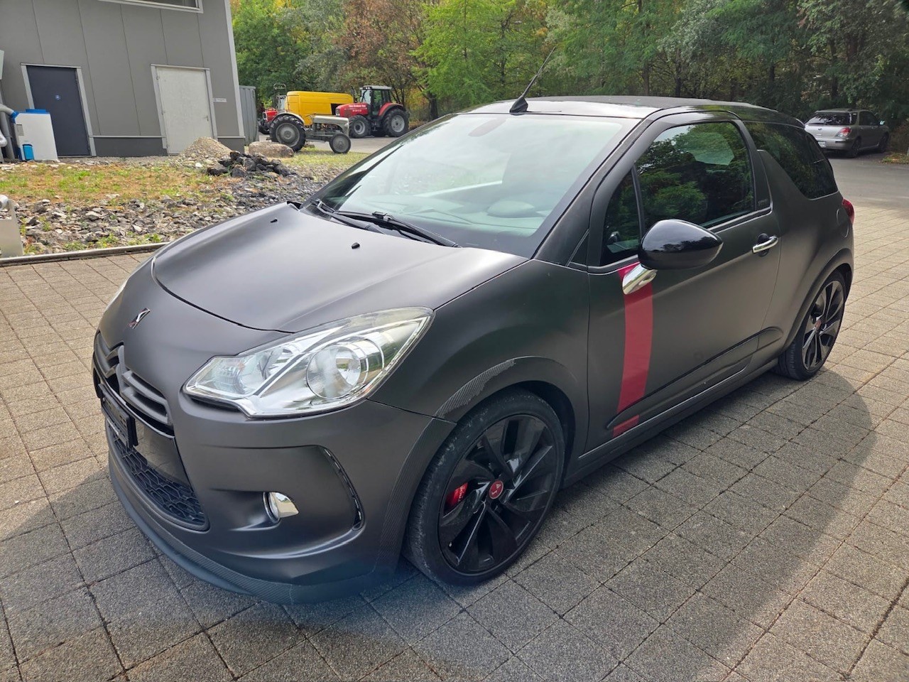 DS AUTOMOBILES DS3 Cabrio 1.6 THP Racing Limiteé 078/100-image-0