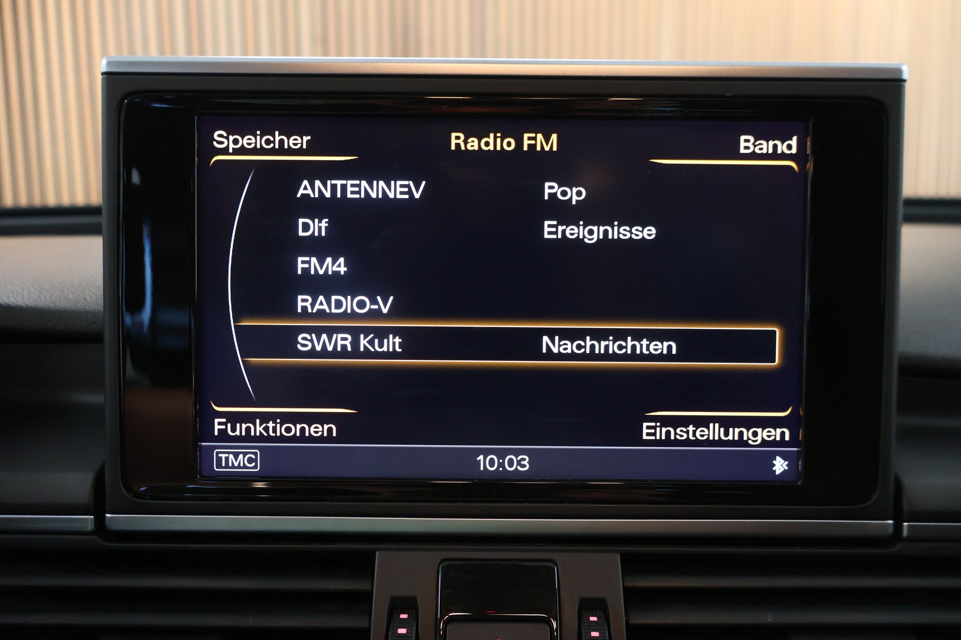 AUDI A6 Limousine 2.0 TDI-image-23