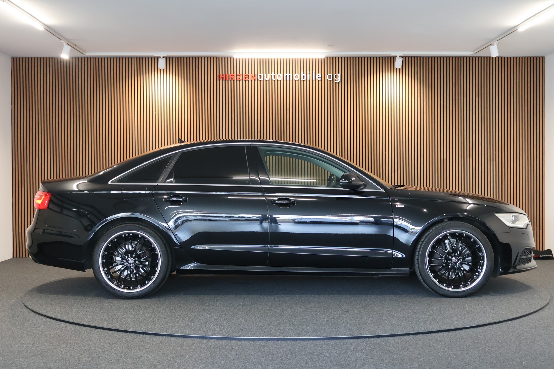 AUDI A6 Limousine 2.0 TDI-image-5