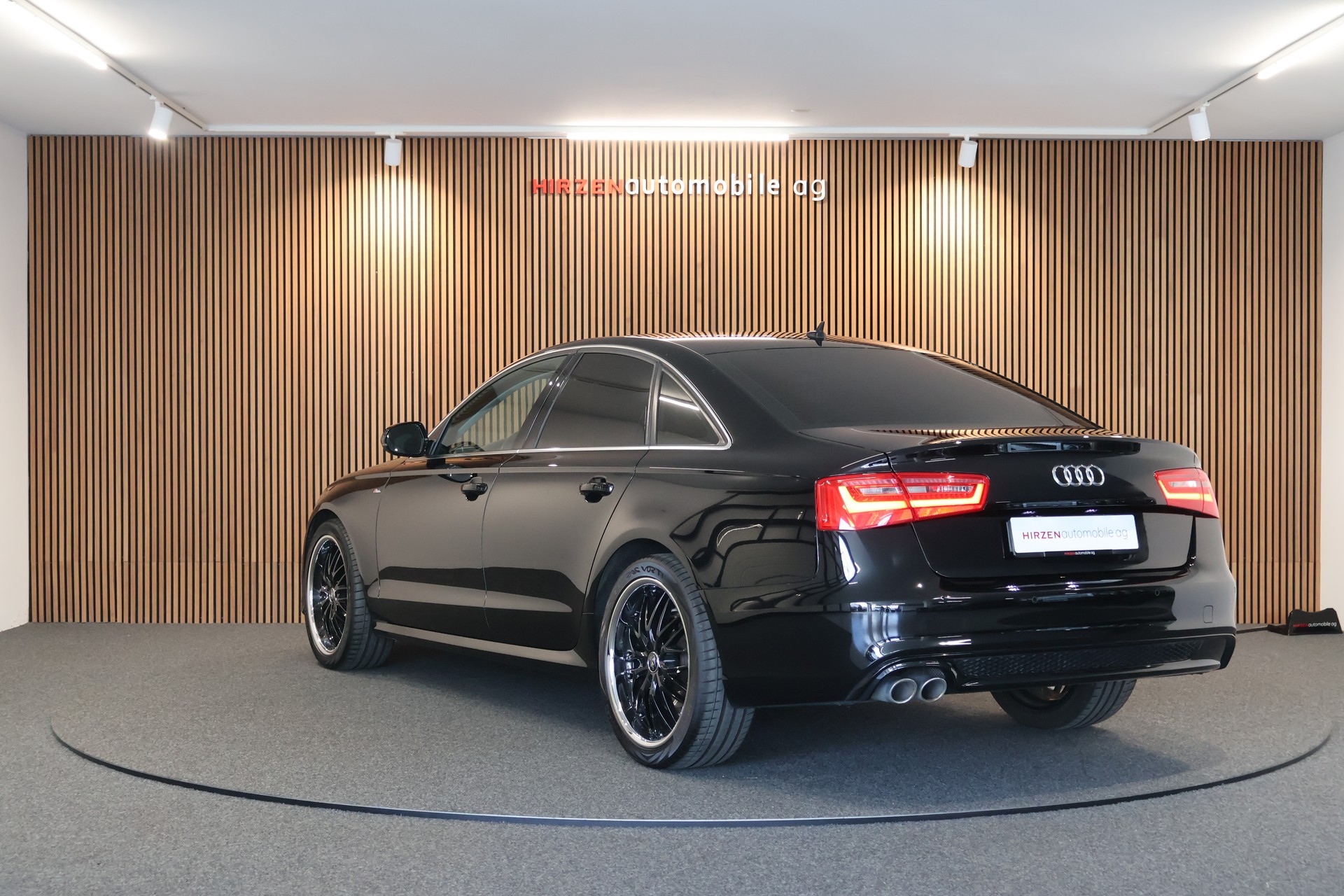 AUDI A6 Limousine 2.0 TDI-showroom-element-2