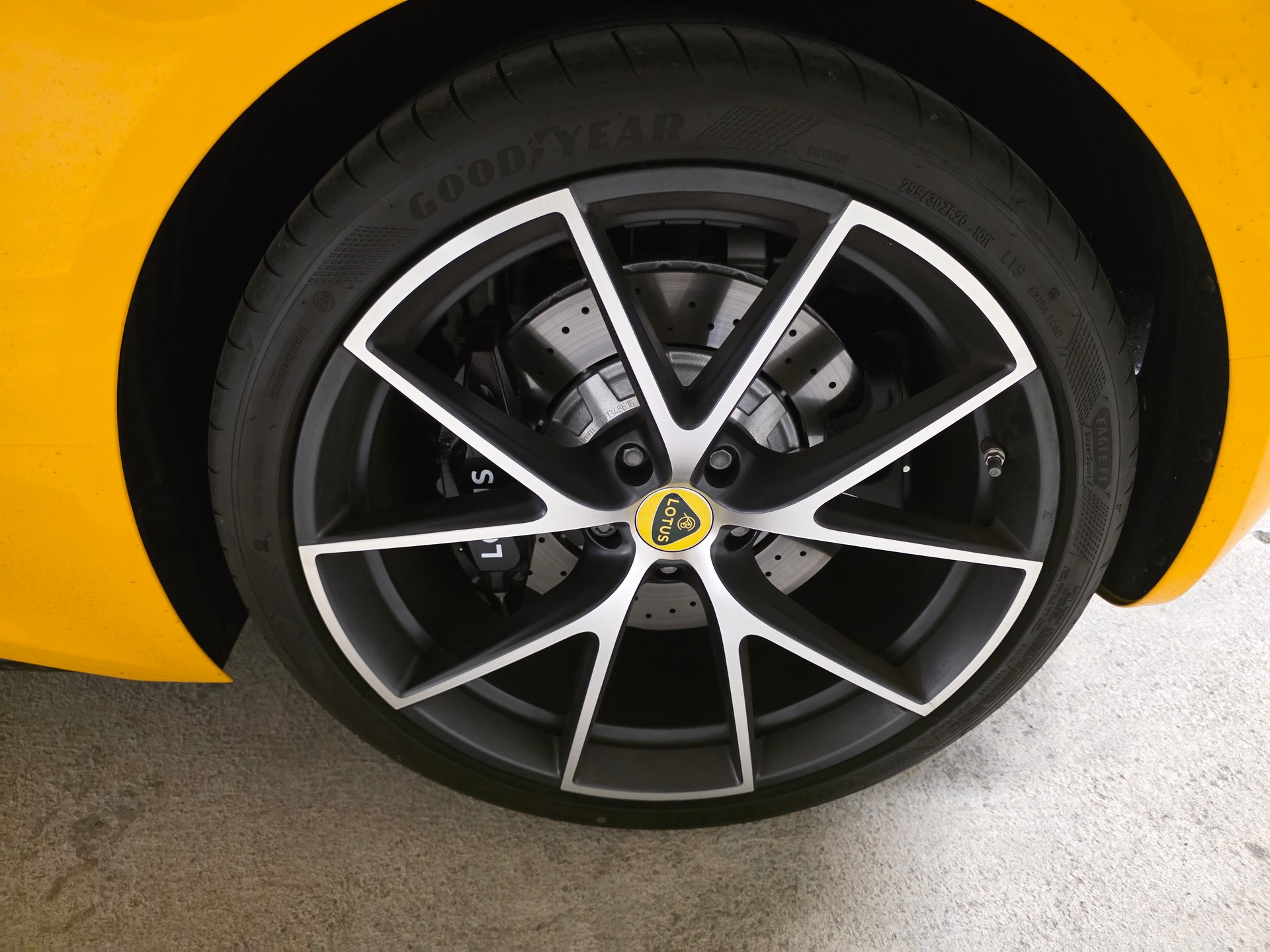 LOTUS 3.5 V6 First Edition-image-6