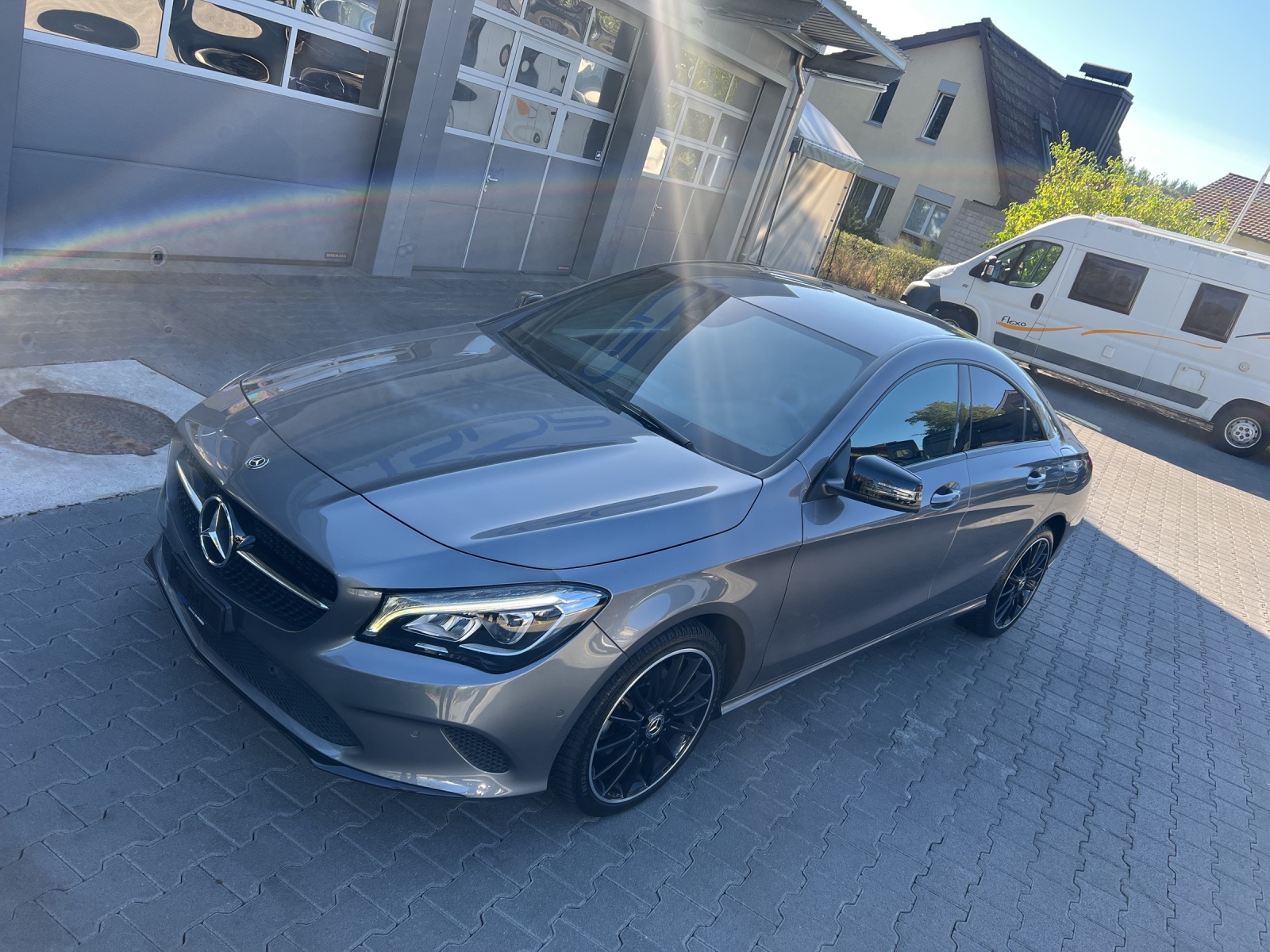 MERCEDES-BENZ CLA 200 Night Star 7G-DCT-image-16