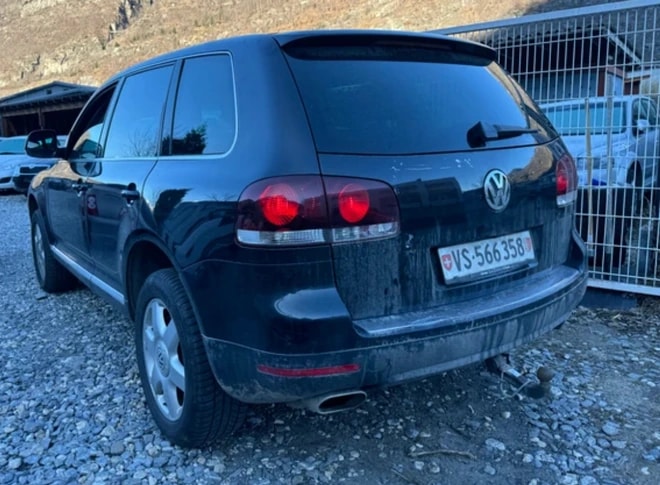 VW Touareg 5.0 TDI V10 Automatic-image-3