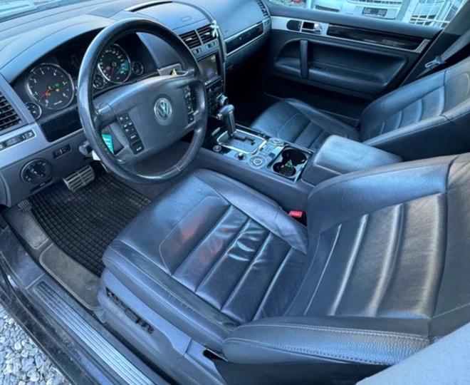 VW Touareg 5.0 TDI V10 Automatic-image-2