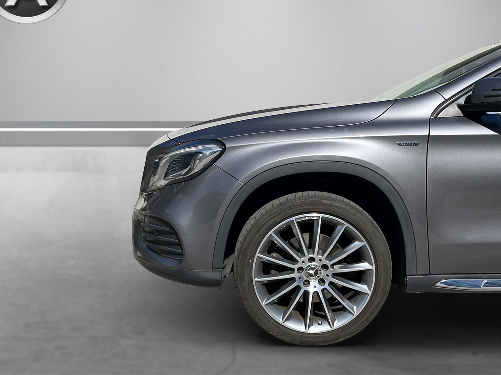 MERCEDES-BENZ GLA 250 Swiss Star 4Matic 7G-DCT-image-9