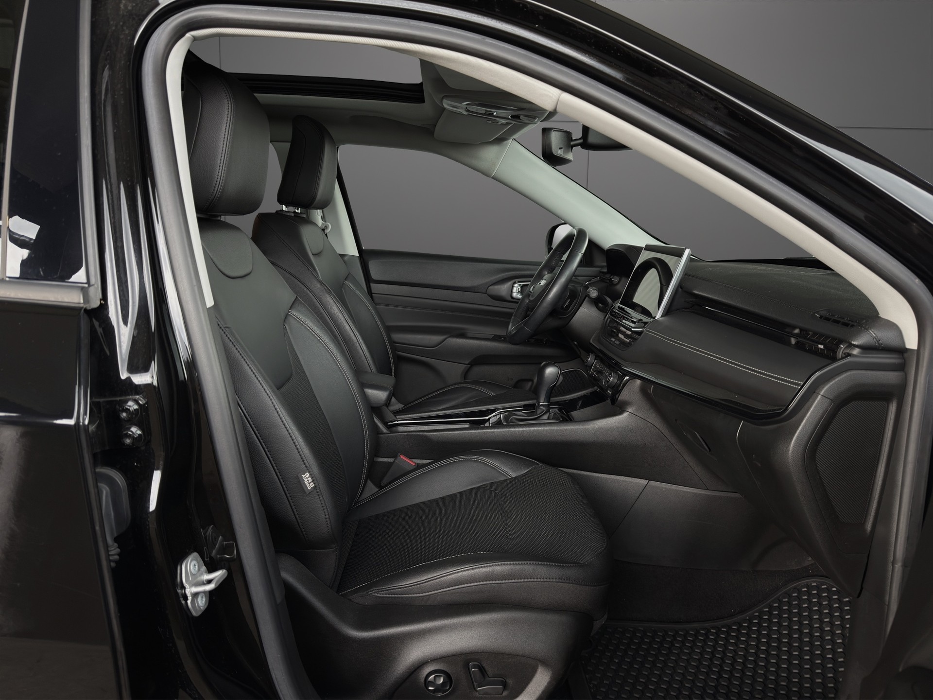 JEEP Compass 4x2 1.5 T MHEV S Sky-image-10