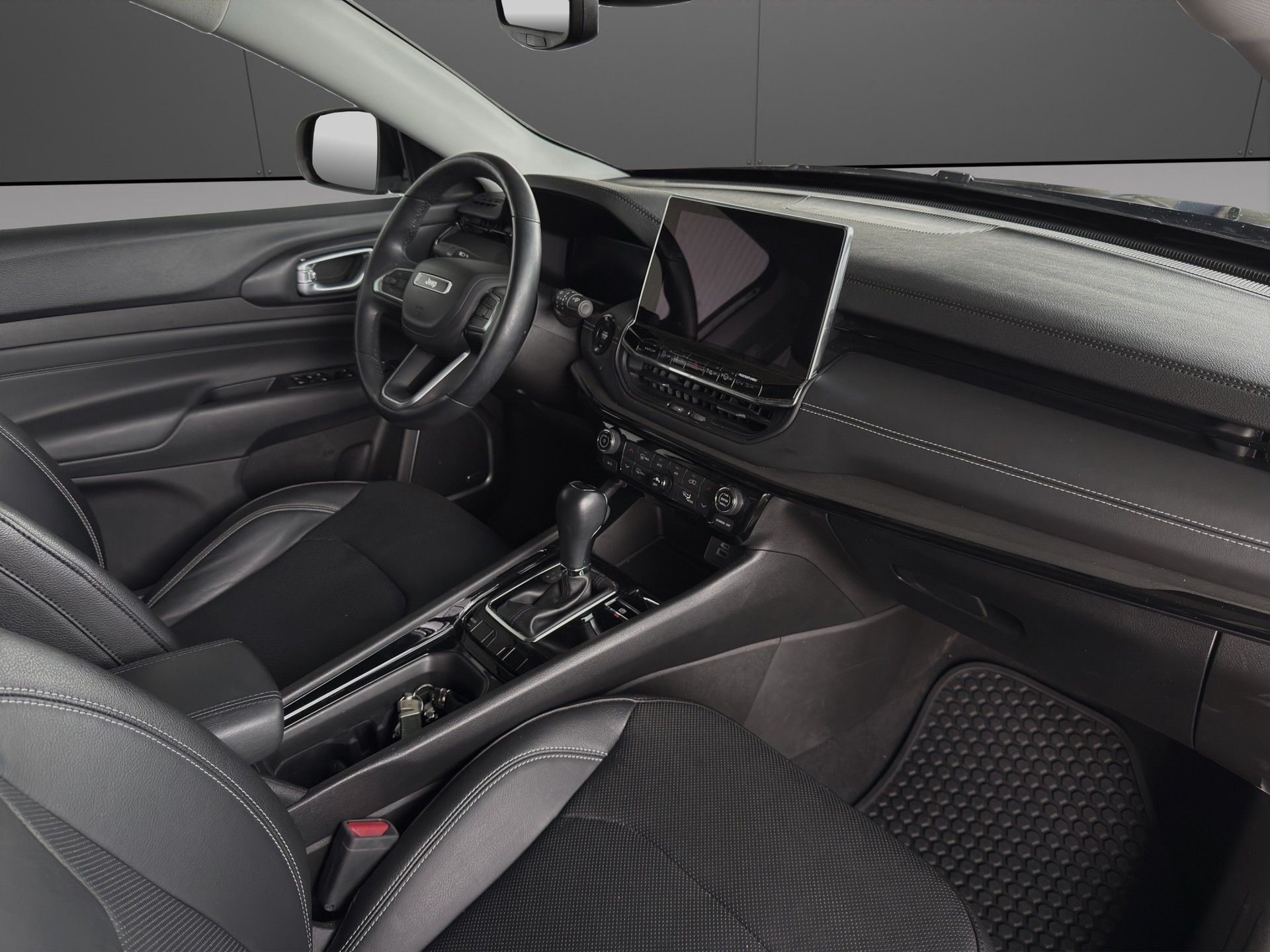 JEEP Compass 4x2 1.5 T MHEV S Sky-image-11