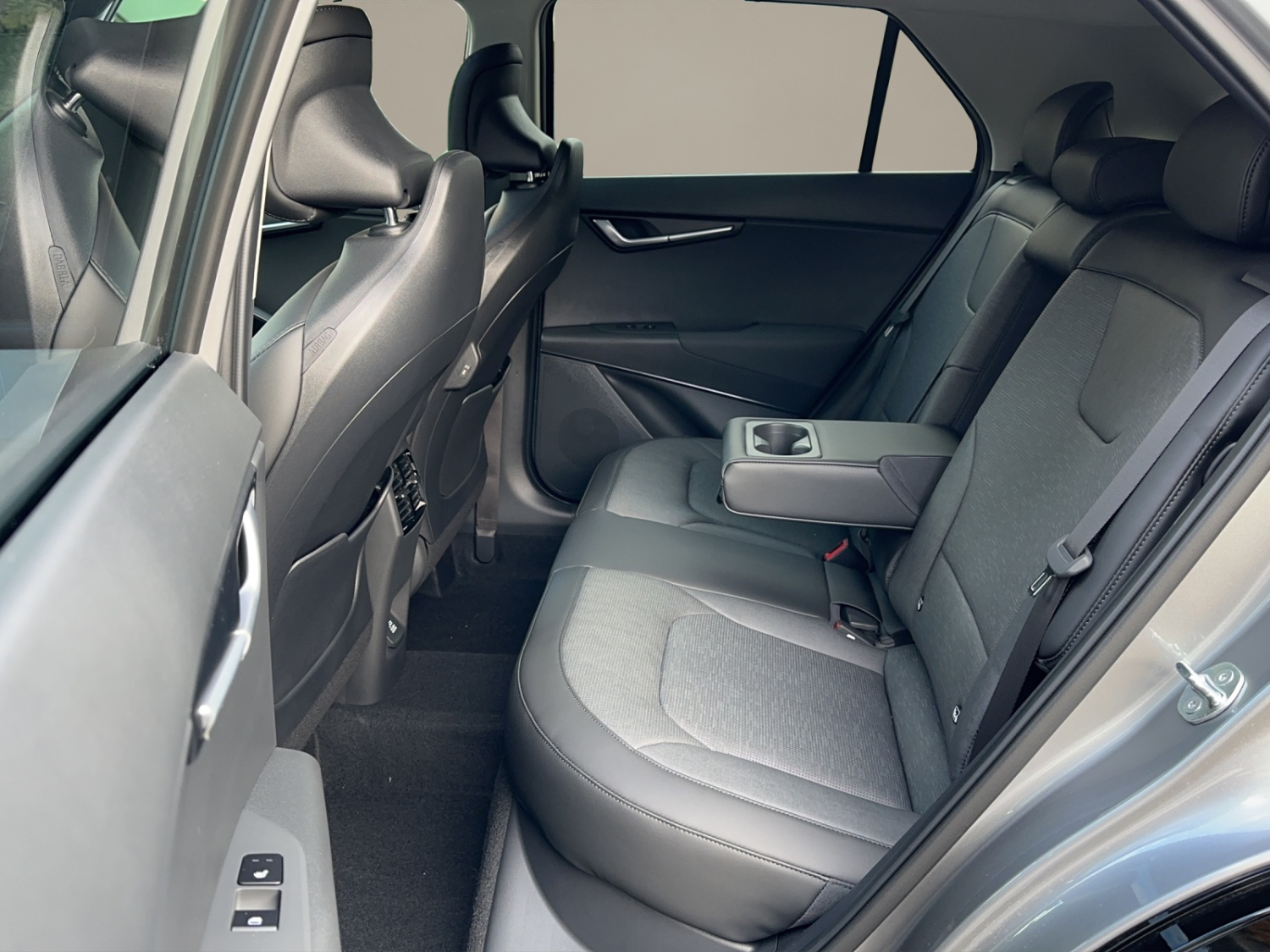 KIA Niro 1.6 GDi Plug-in Hybrid Style-image-9