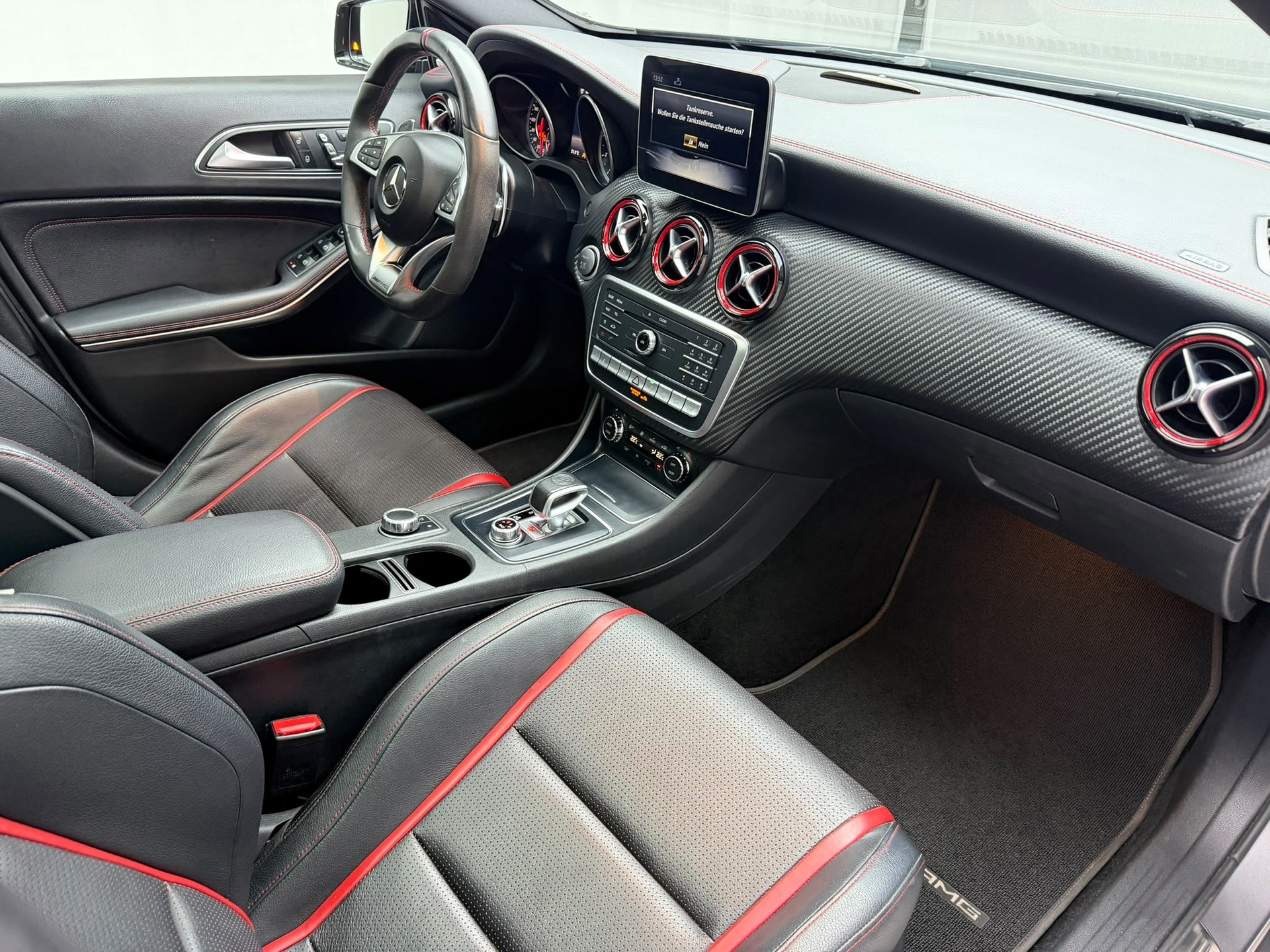 MERCEDES-BENZ A 45 AMG 4Matic Speedshift 7G-DCT-image-8