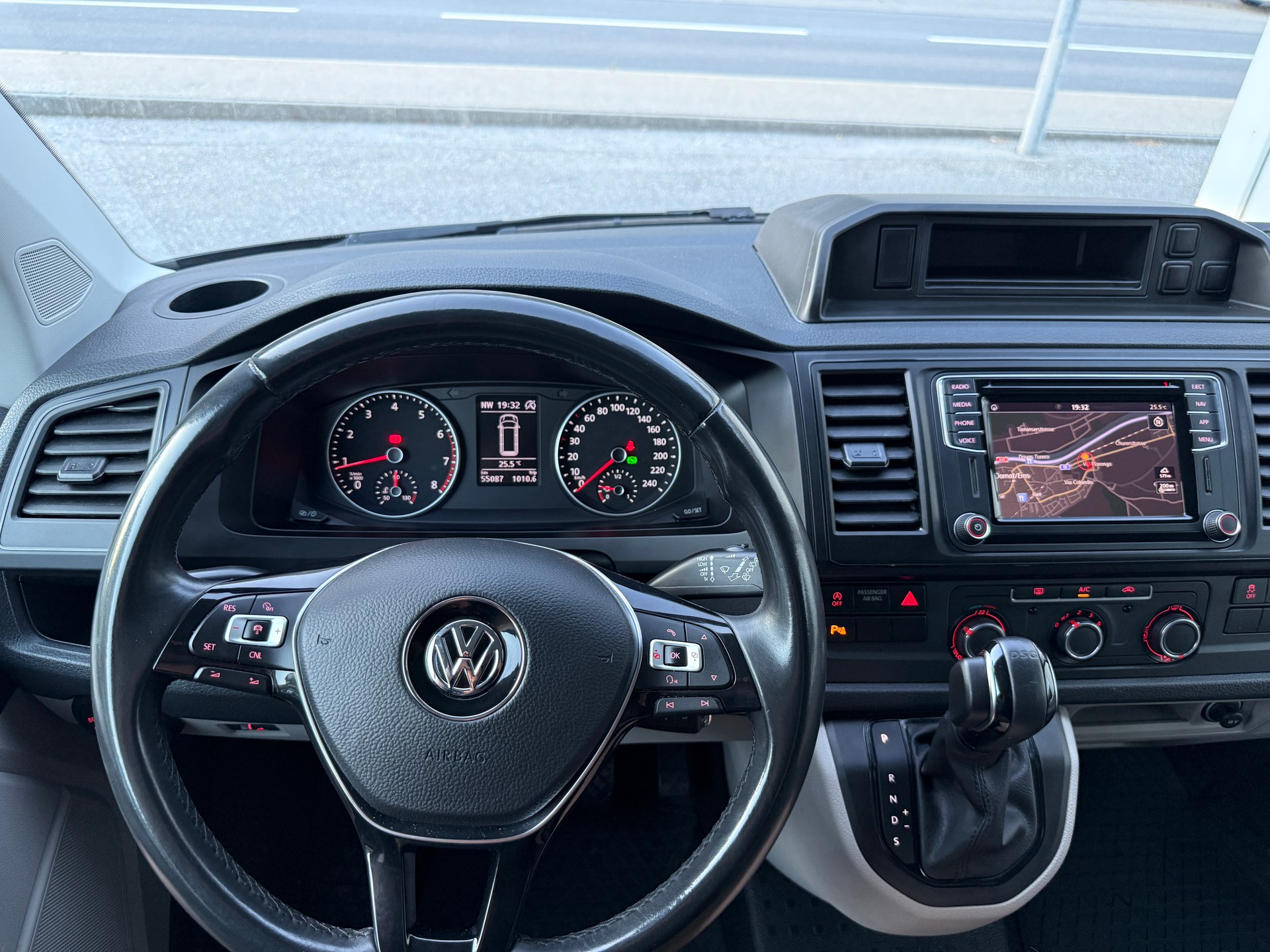 VW T6 2.0 TSI 4Motion DSG-image-9