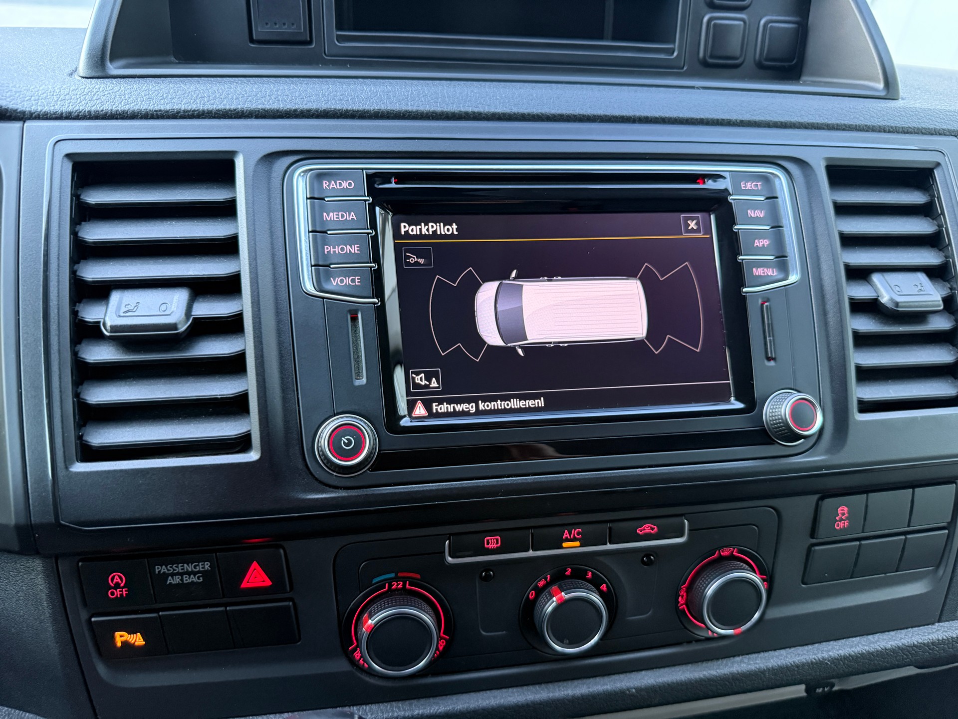 VW T6 2.0 TSI 4Motion DSG-image-18
