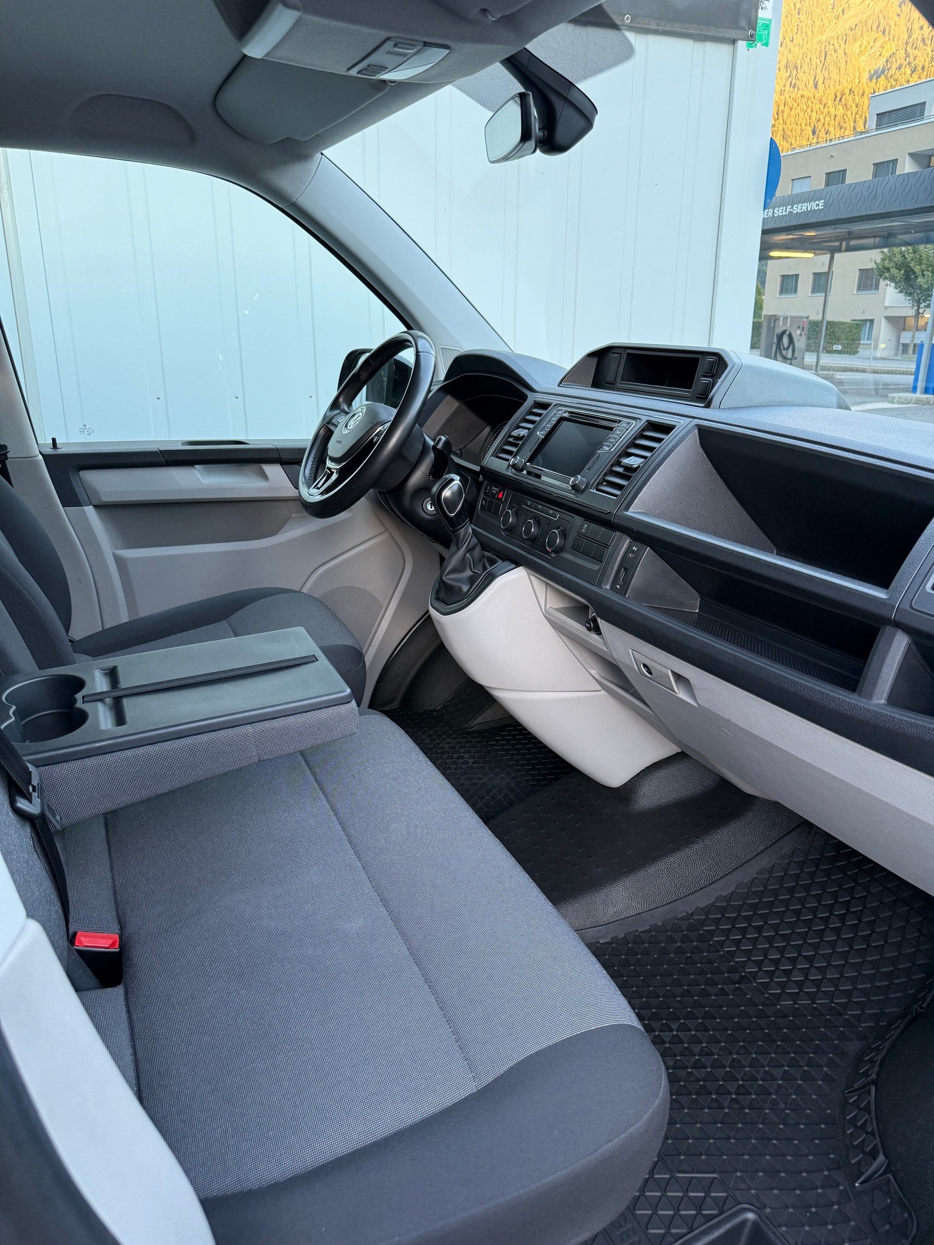 VW T6 2.0 TSI 4Motion DSG-image-12